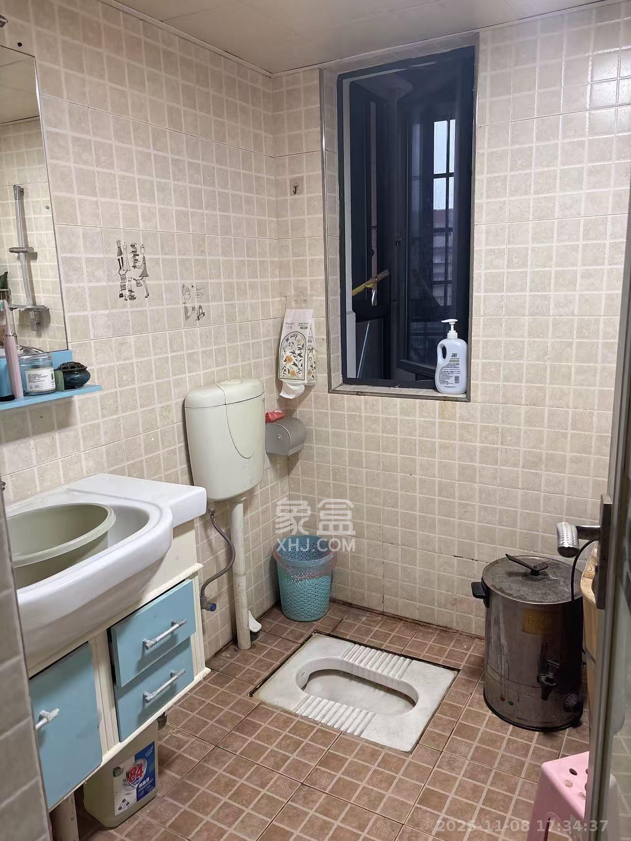 保利麓谷林语B区  2室1厅0卫    2000.0元/月室内图