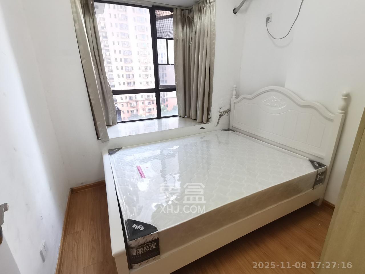 兴威帕克水岸  3室2厅2卫    2400.0元/月室内图