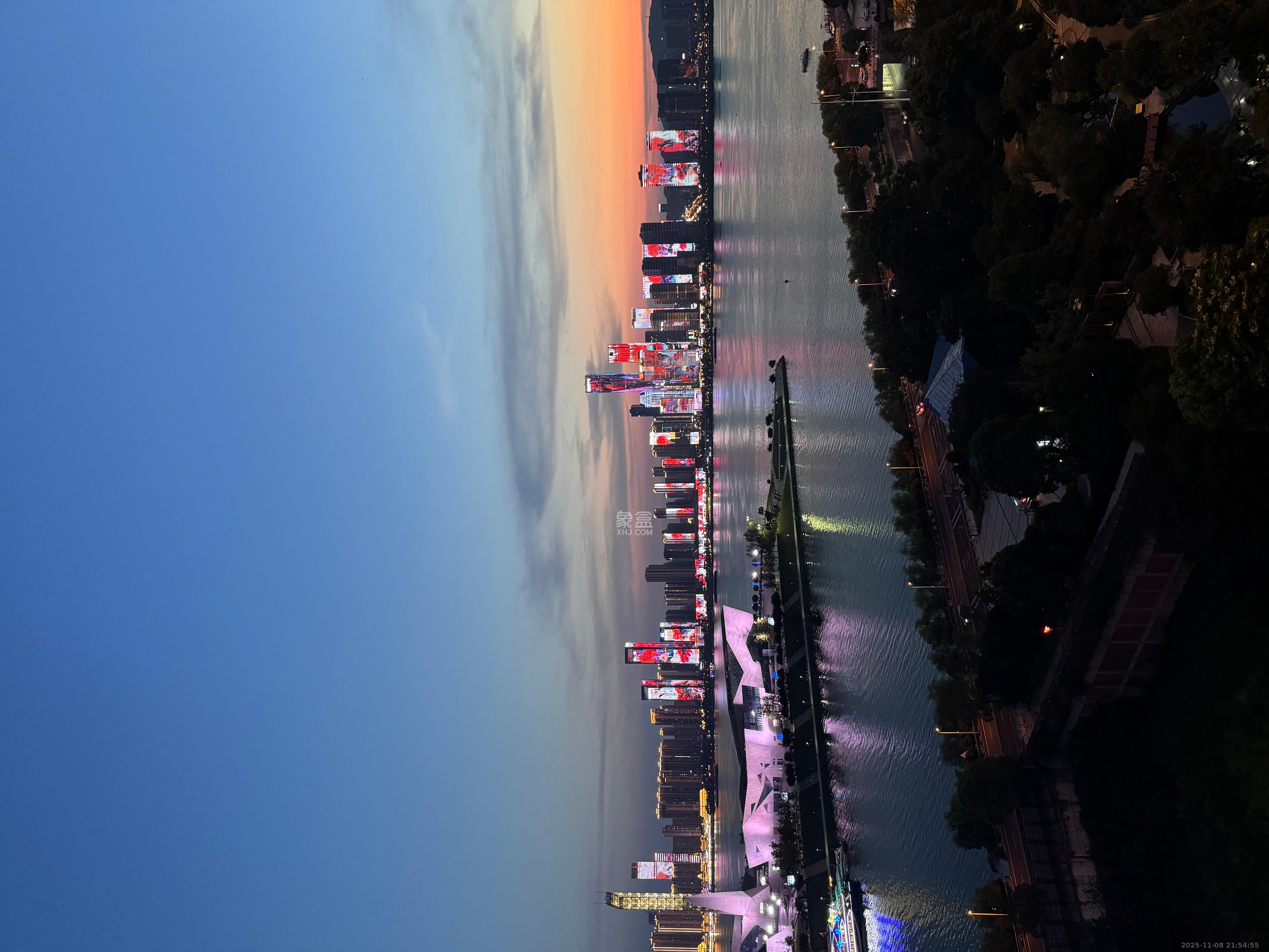 恒大御景半岛湘江苑（恒大御景半岛一期）  2室2厅1卫    2600.0元/月室内图