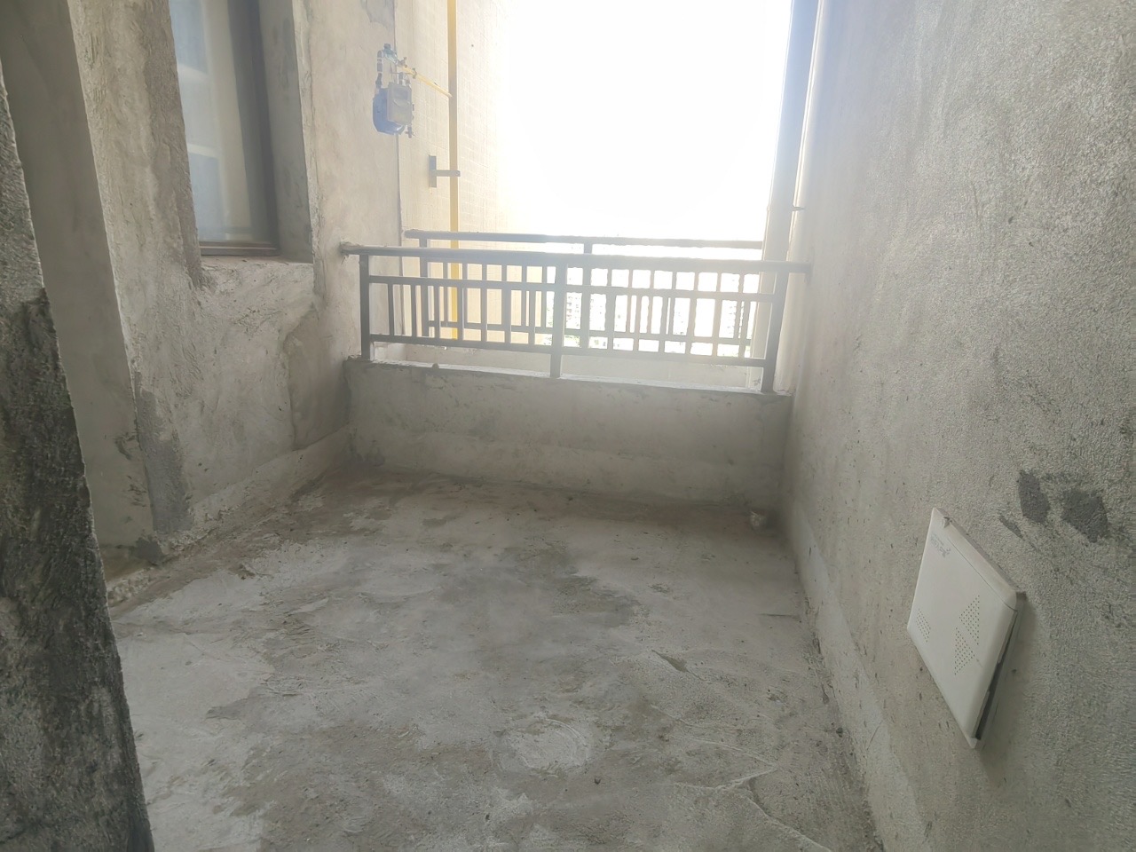 和风家园一期  3室1厅1卫    230.0万