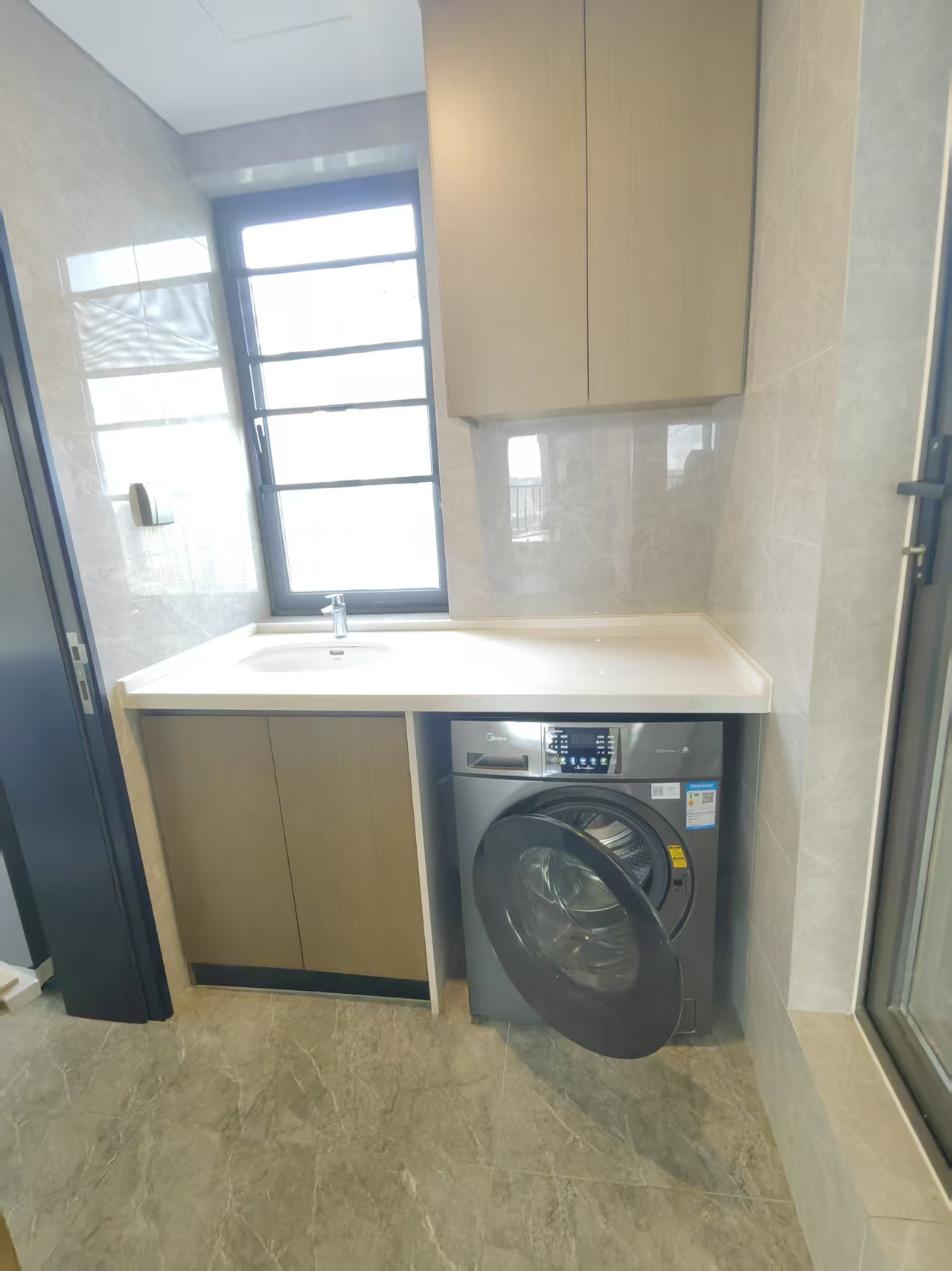 仁恒海棠公园(二期) 3室2厅2卫 6500.0元/月 仁恒海棠公园(二期) 3室2厅2卫 6500.0元/月室内图