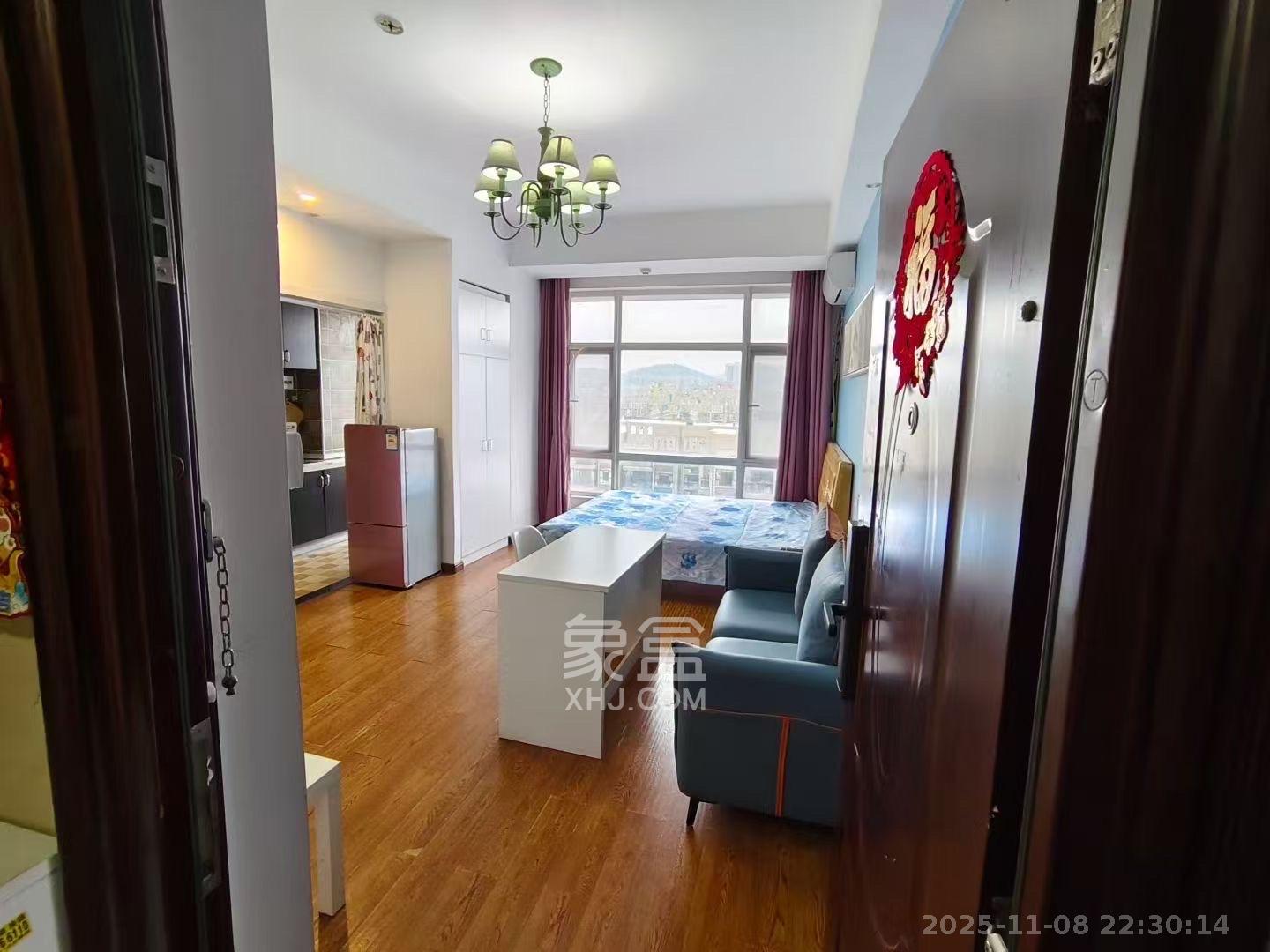 金鼎公园尚  1室1厅1卫    1200.0元/月室内图