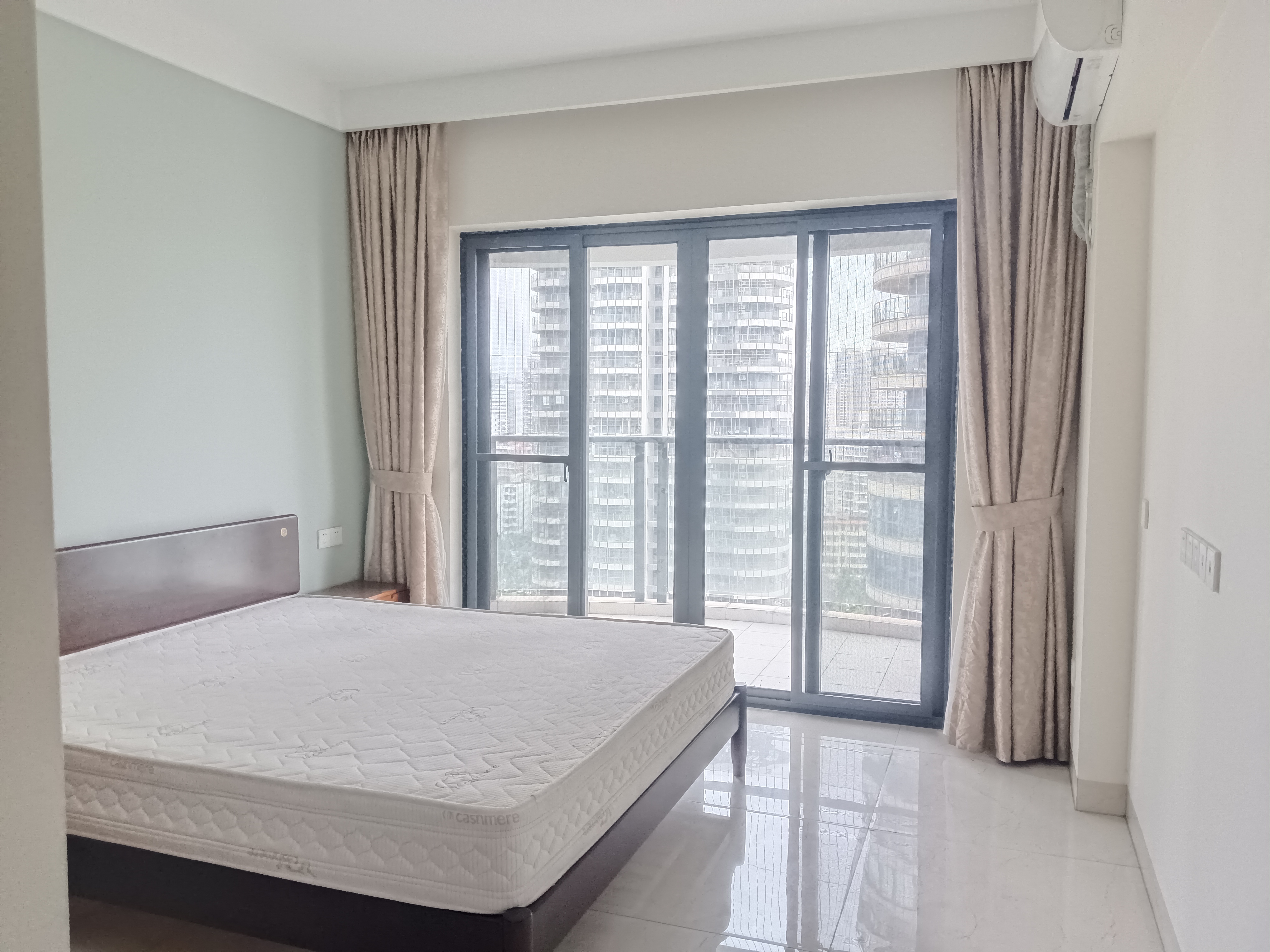 滨海幸福里  3室2厅2卫    3800.0元/月室内图