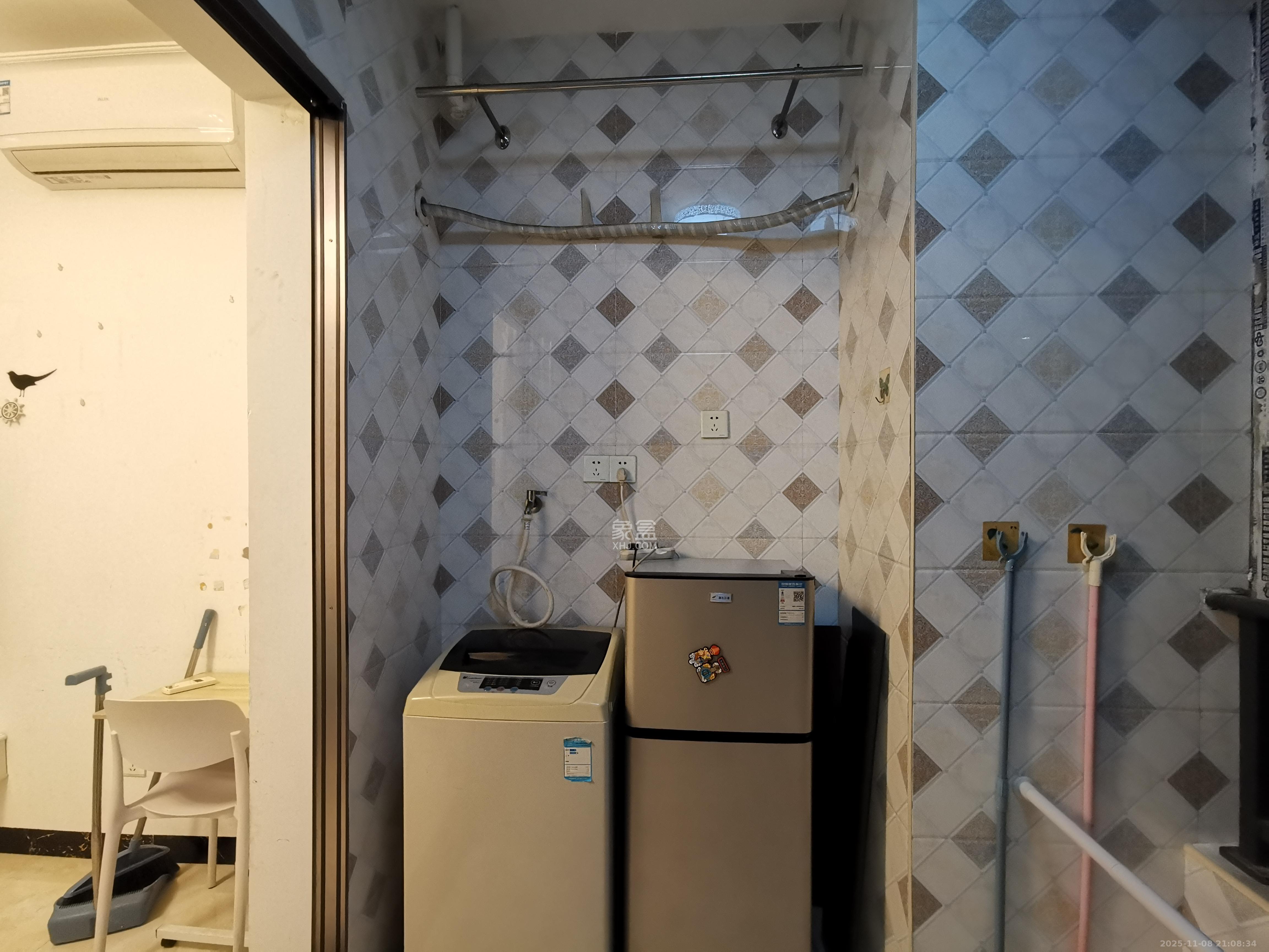 怡海星城 1室1厅1卫 850.0元/月 怡海星城 1室1厅1卫 850.0元/月室内图