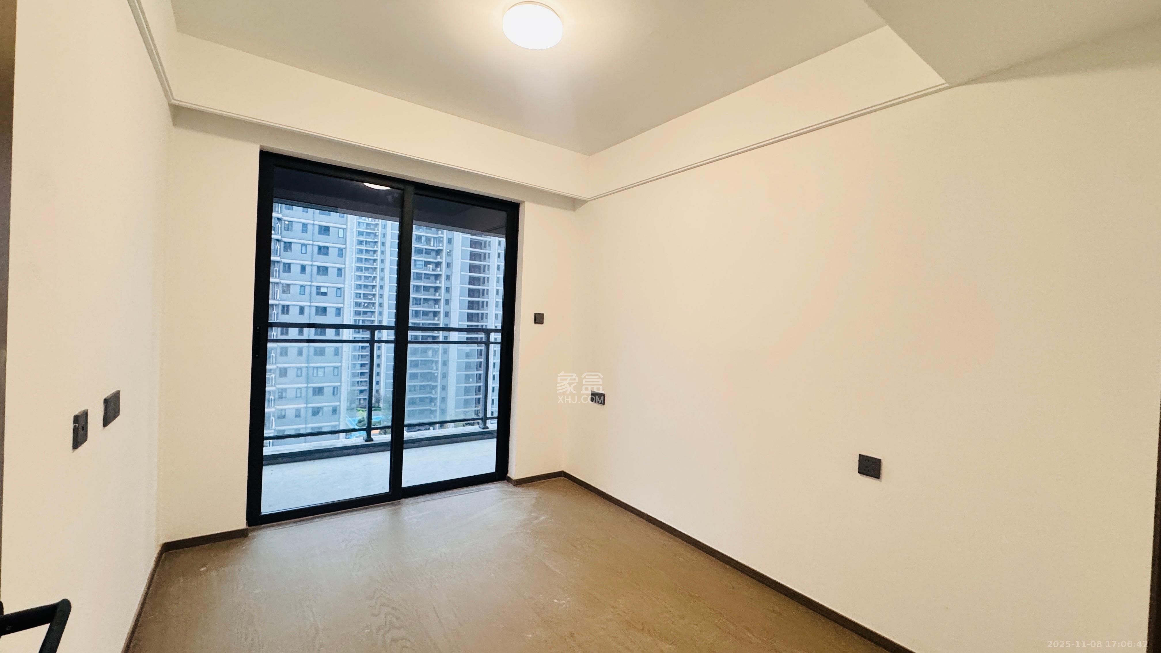 百世云境  4室2厅2卫    2500.0元/月室内图