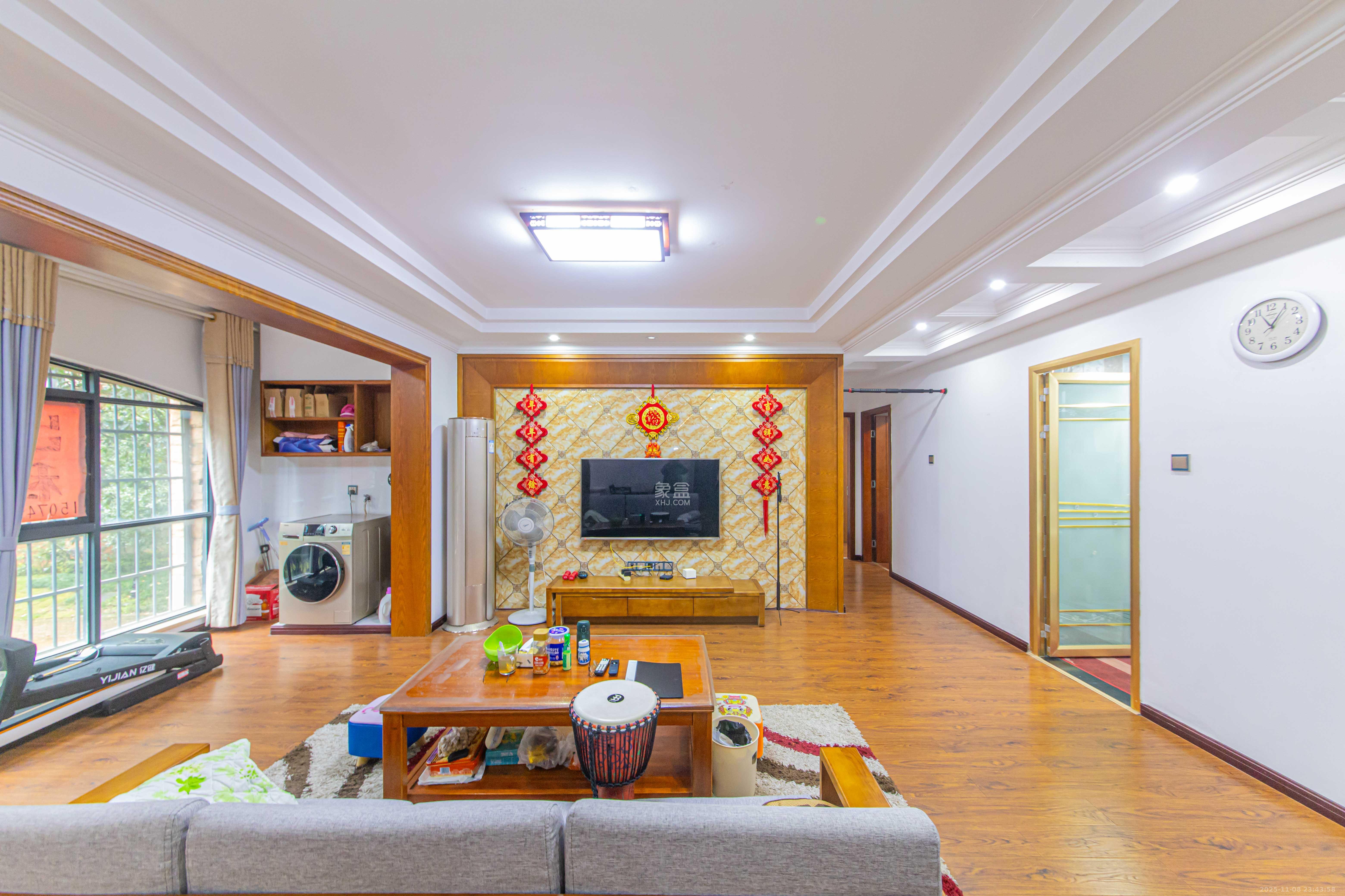 中建芙蓉嘉苑 1室2厅1卫 130.0万 中建芙蓉嘉苑 1室2厅1卫 130.0万客厅