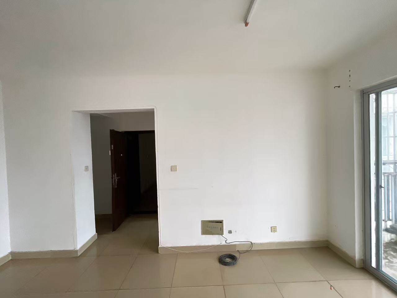 水岸阳光A小区  2室2厅1卫    66.0万