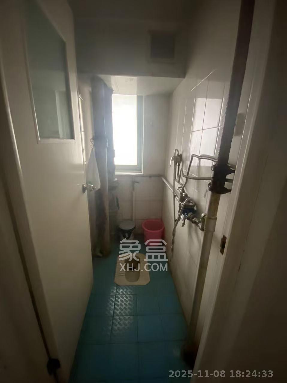 粮贸大厦 2室1厅1卫 2500.0元/月 粮贸大厦 2室1厅1卫 2500.0元/月室内图