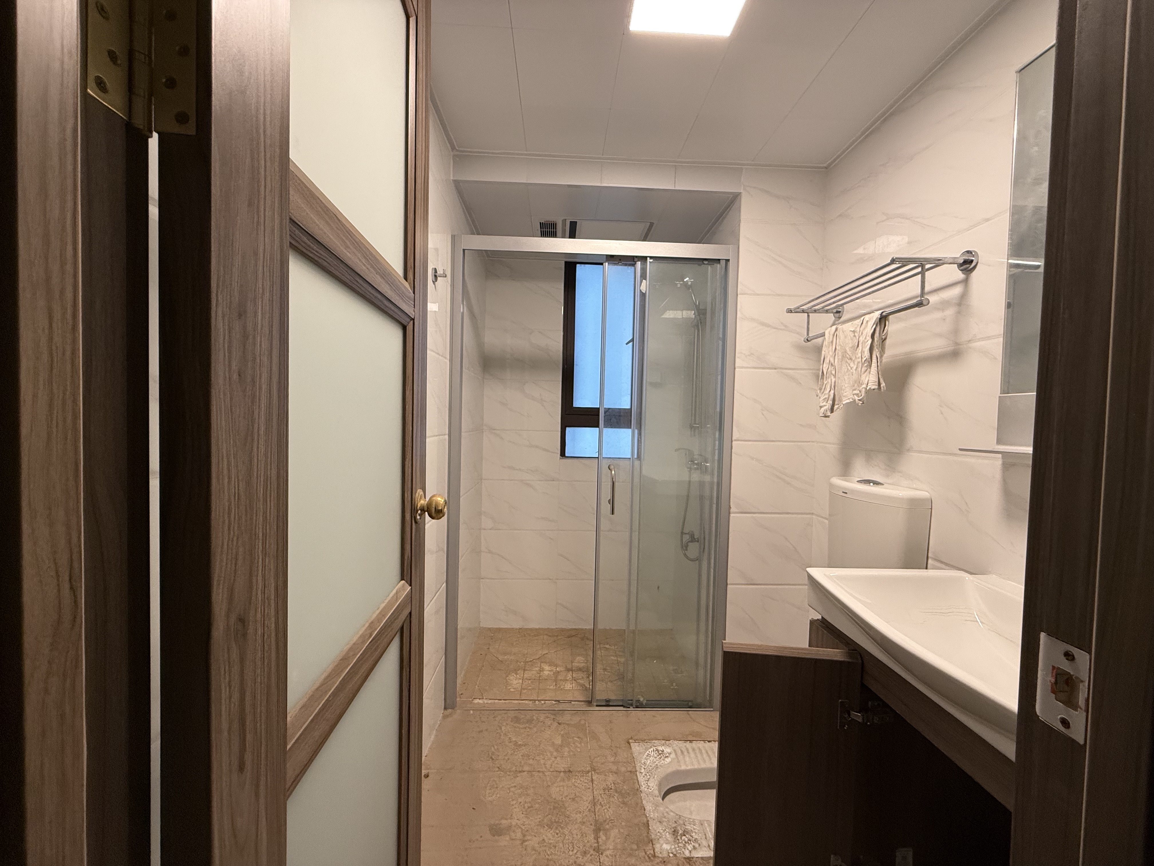 碧桂园豪园 4室2厅2卫 2000.0元/月 碧桂园豪园 4室2厅2卫 2000.0元/月室内图