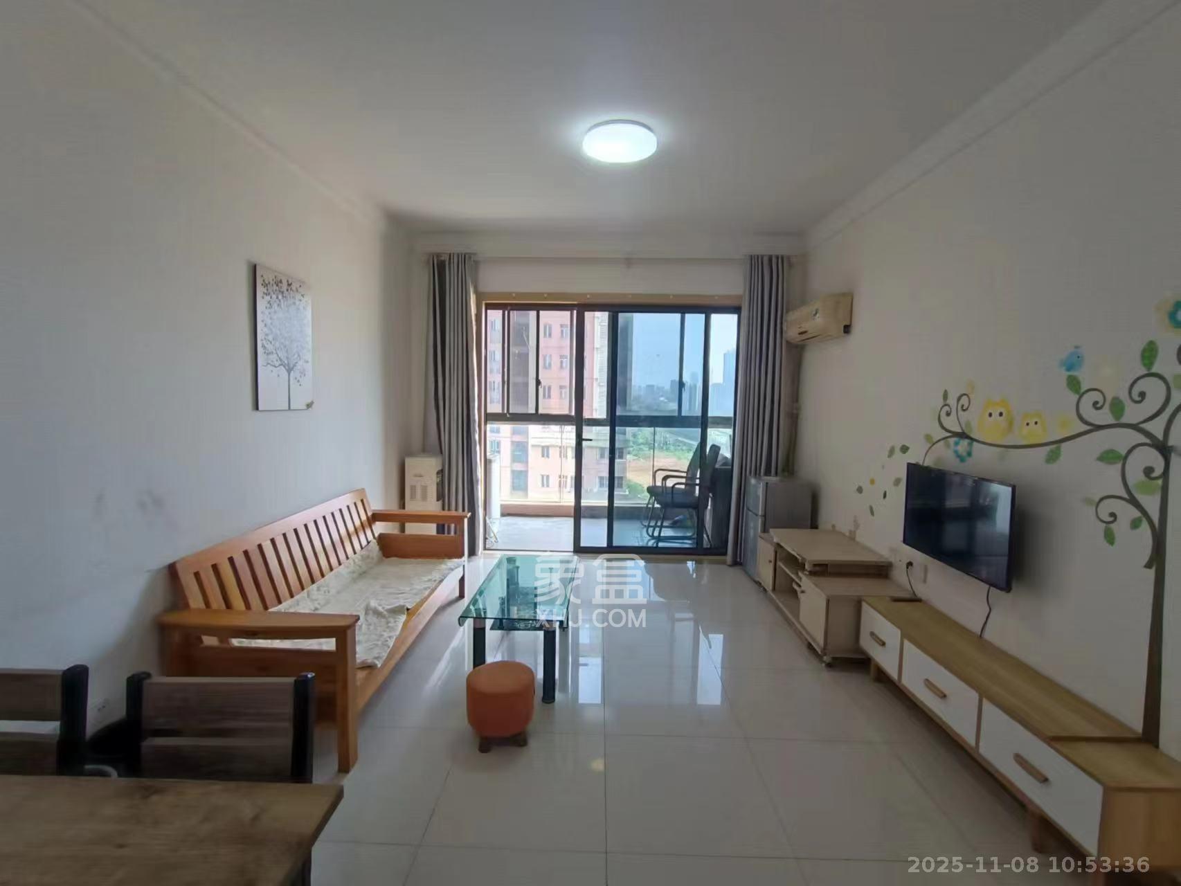 珠江花城三期锦鲤  2室2厅1卫    1900.0元/月