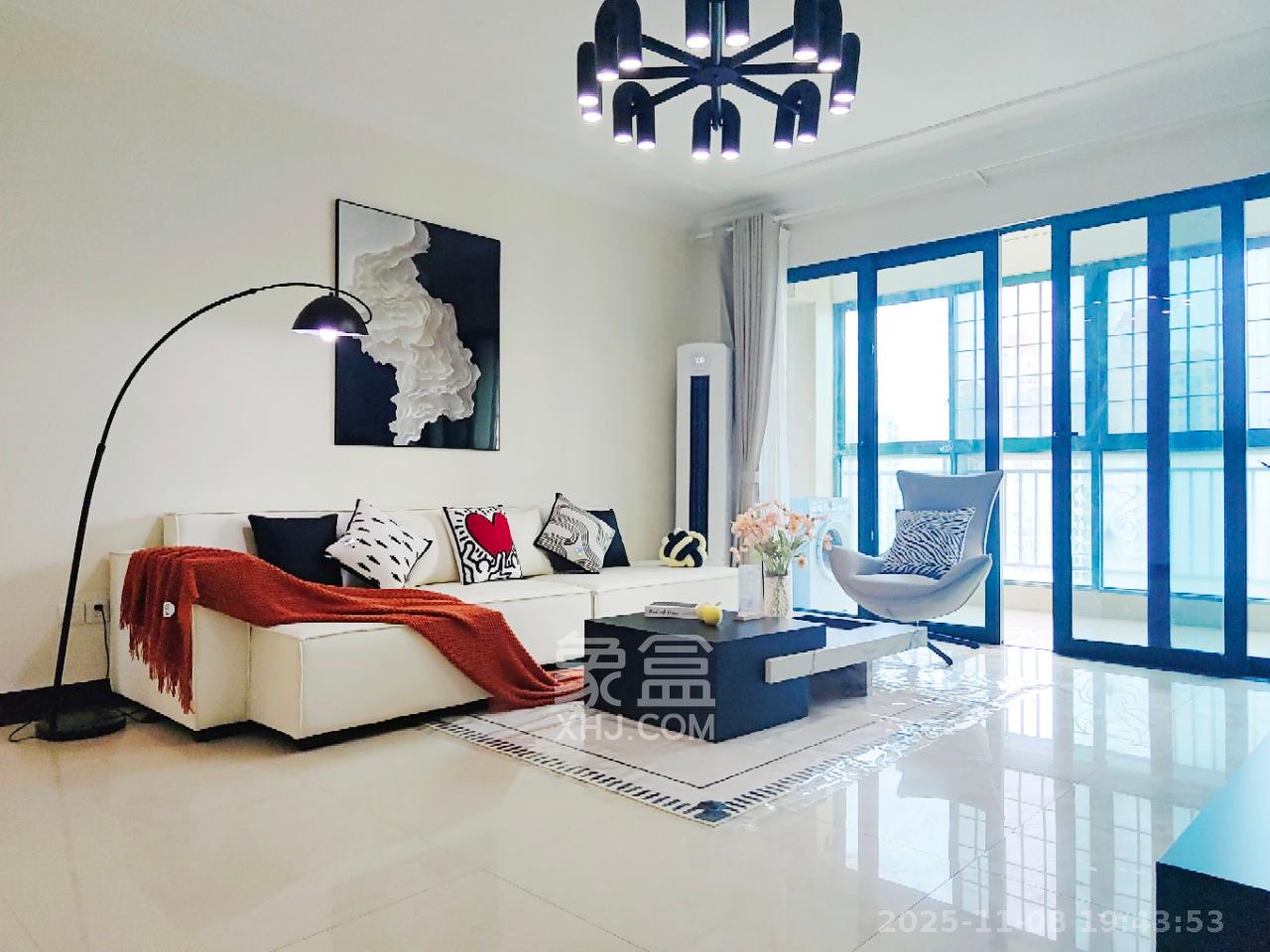 恒大雅苑 4室2厅2卫 4500.0元/月 恒大雅苑 4室2厅2卫 4500.0元/月室内图