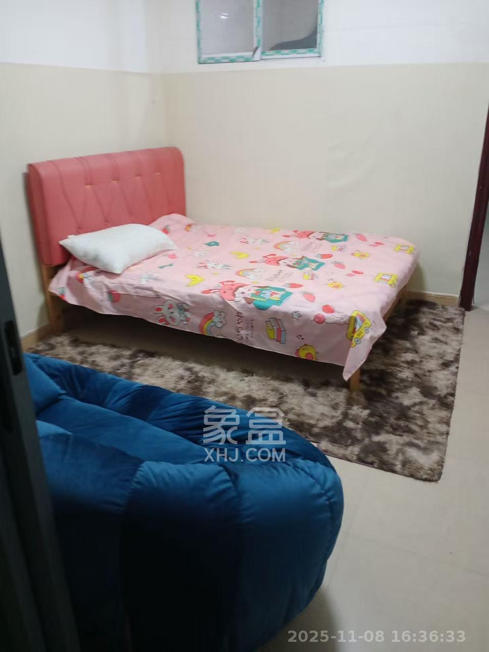 人瑞潇湘国际  1室1厅1卫    1600.0元/月