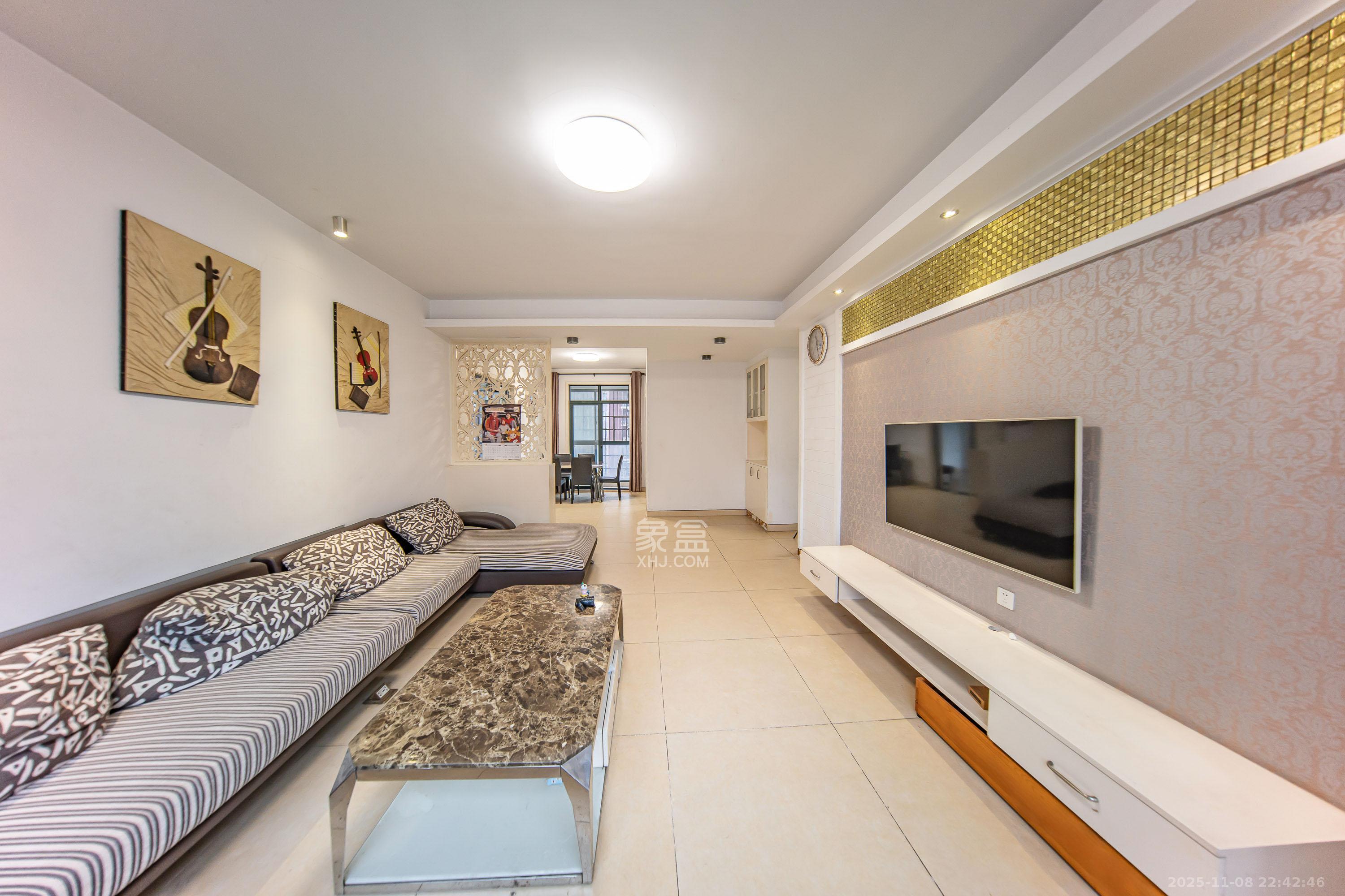 枫华府第  3室2厅2卫    75.0万