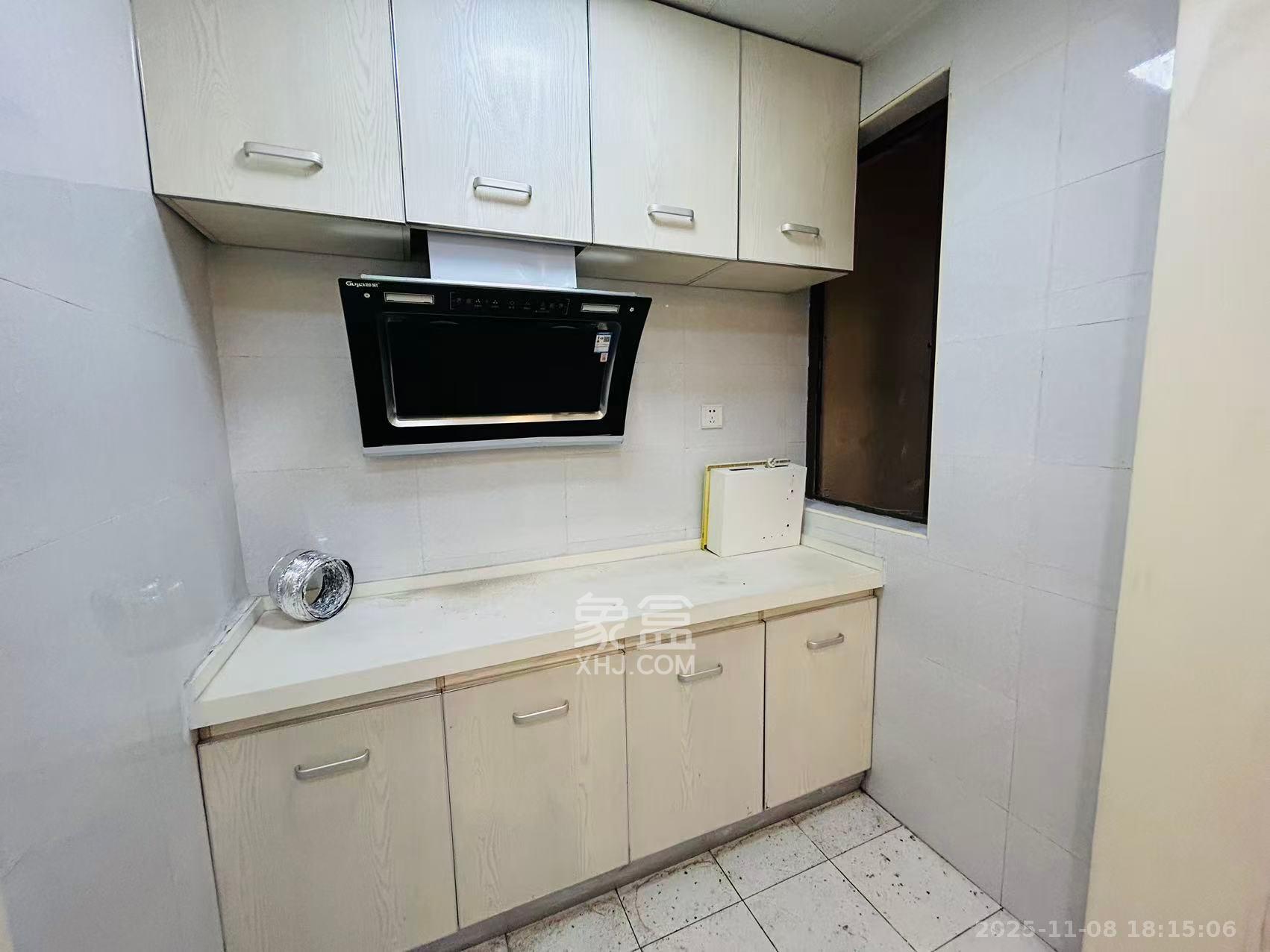 罗马国际公寓  1室1厅1卫    1200.0元/月室内图