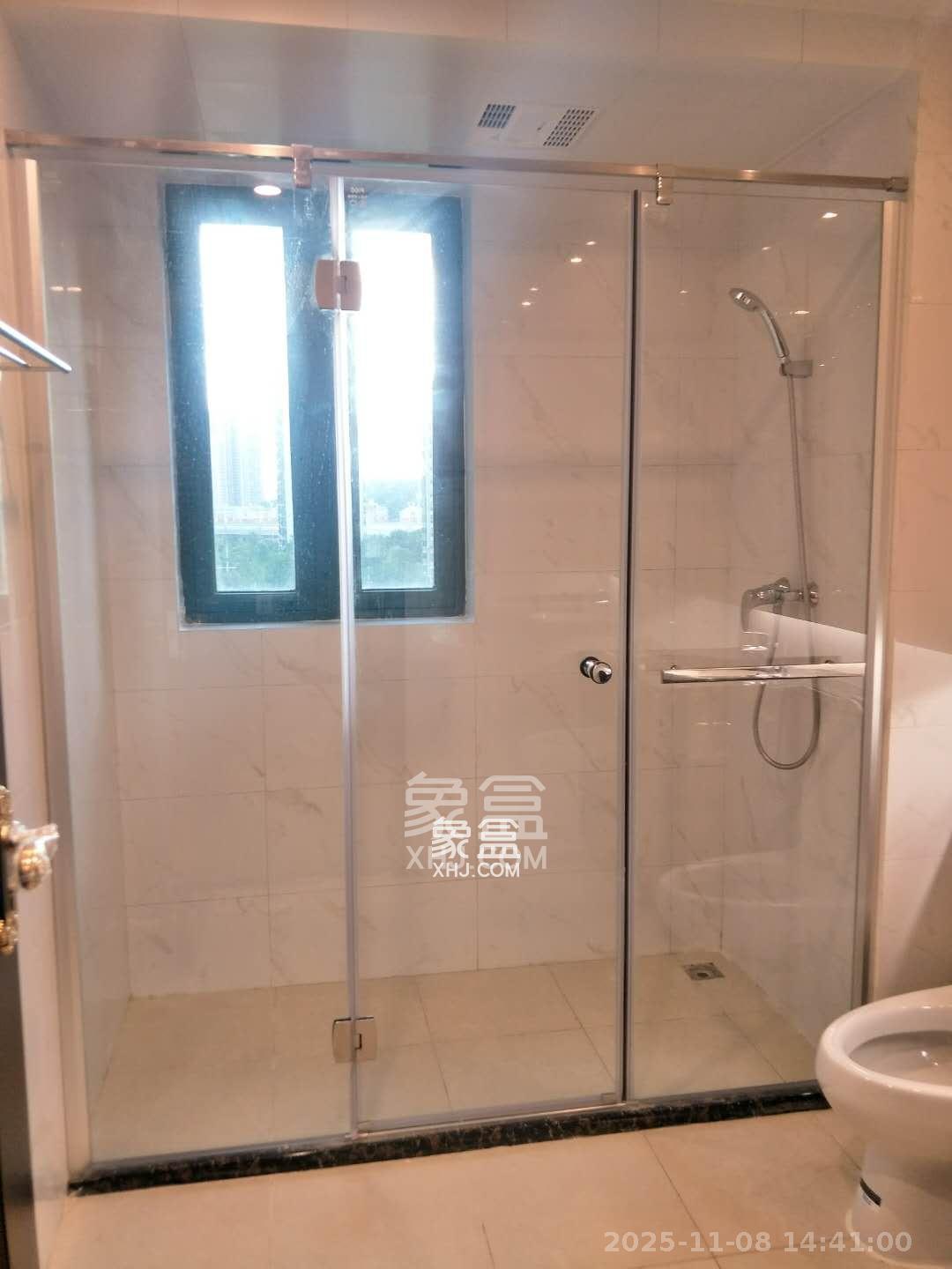 恒大雅苑  3室2厅2卫    3500.0元/月室内图