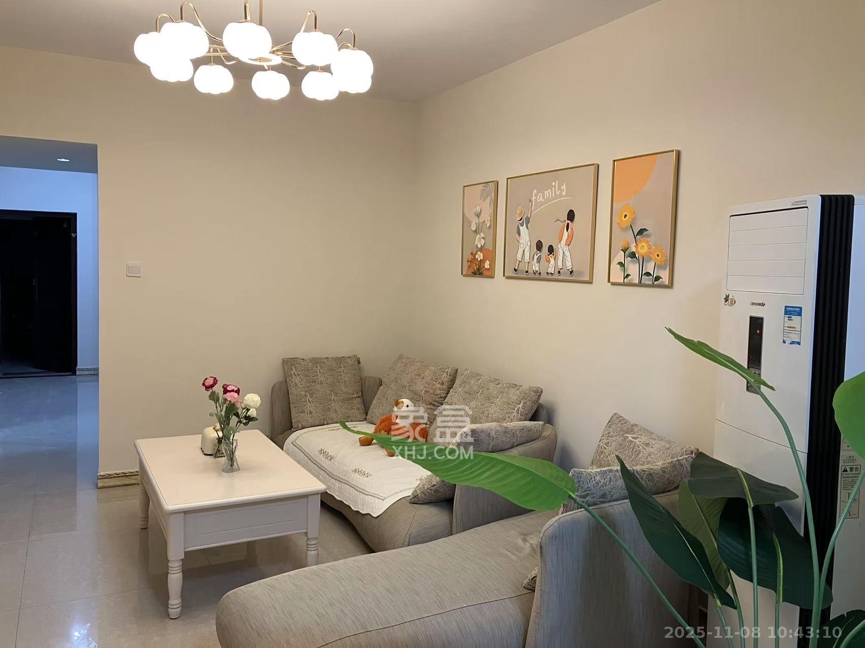 万国城（当代满庭春MOMA）三期  1室2厅1卫    2300.0元/月室内图