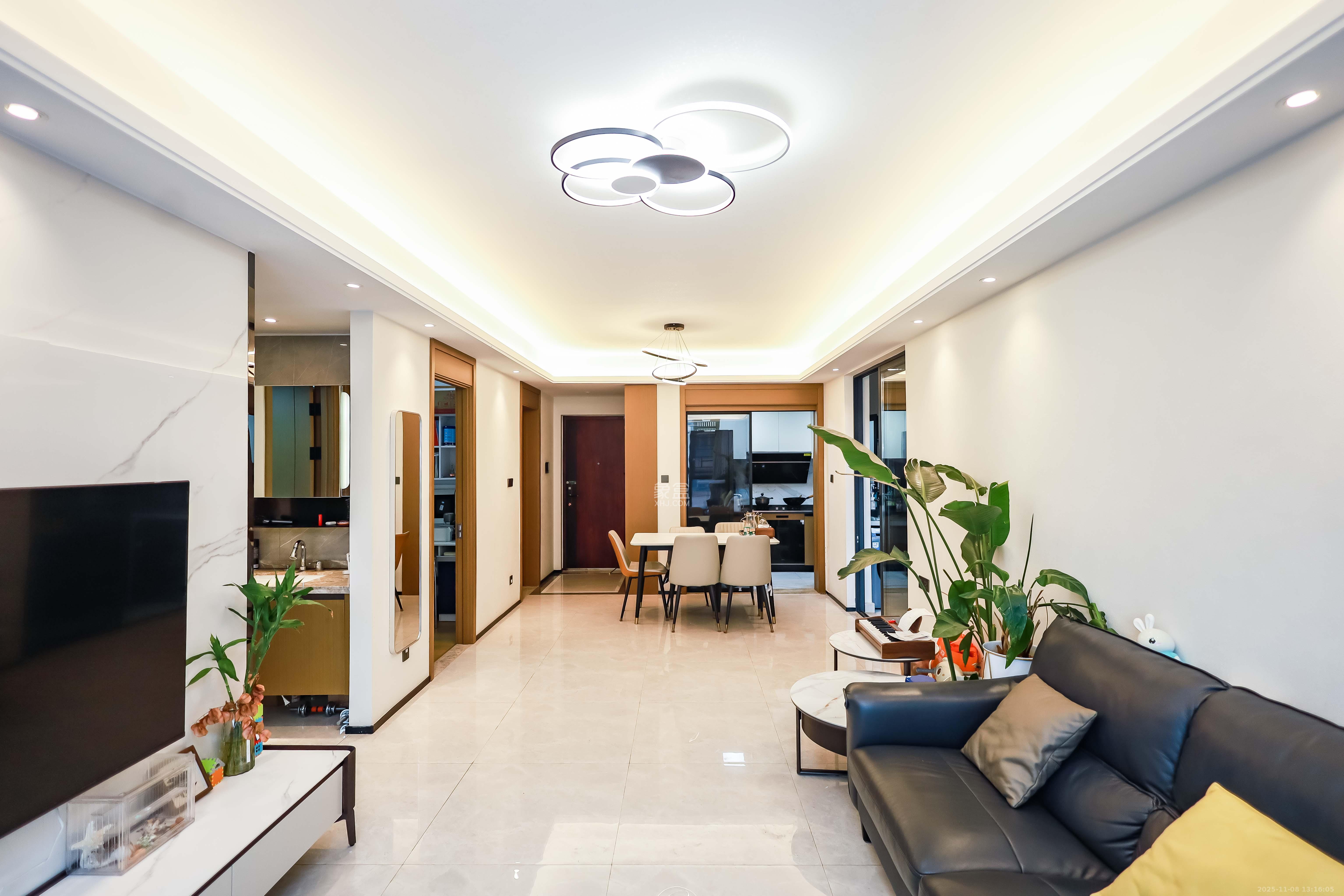 长房云西府一期  3室2厅1卫    98.8万客厅