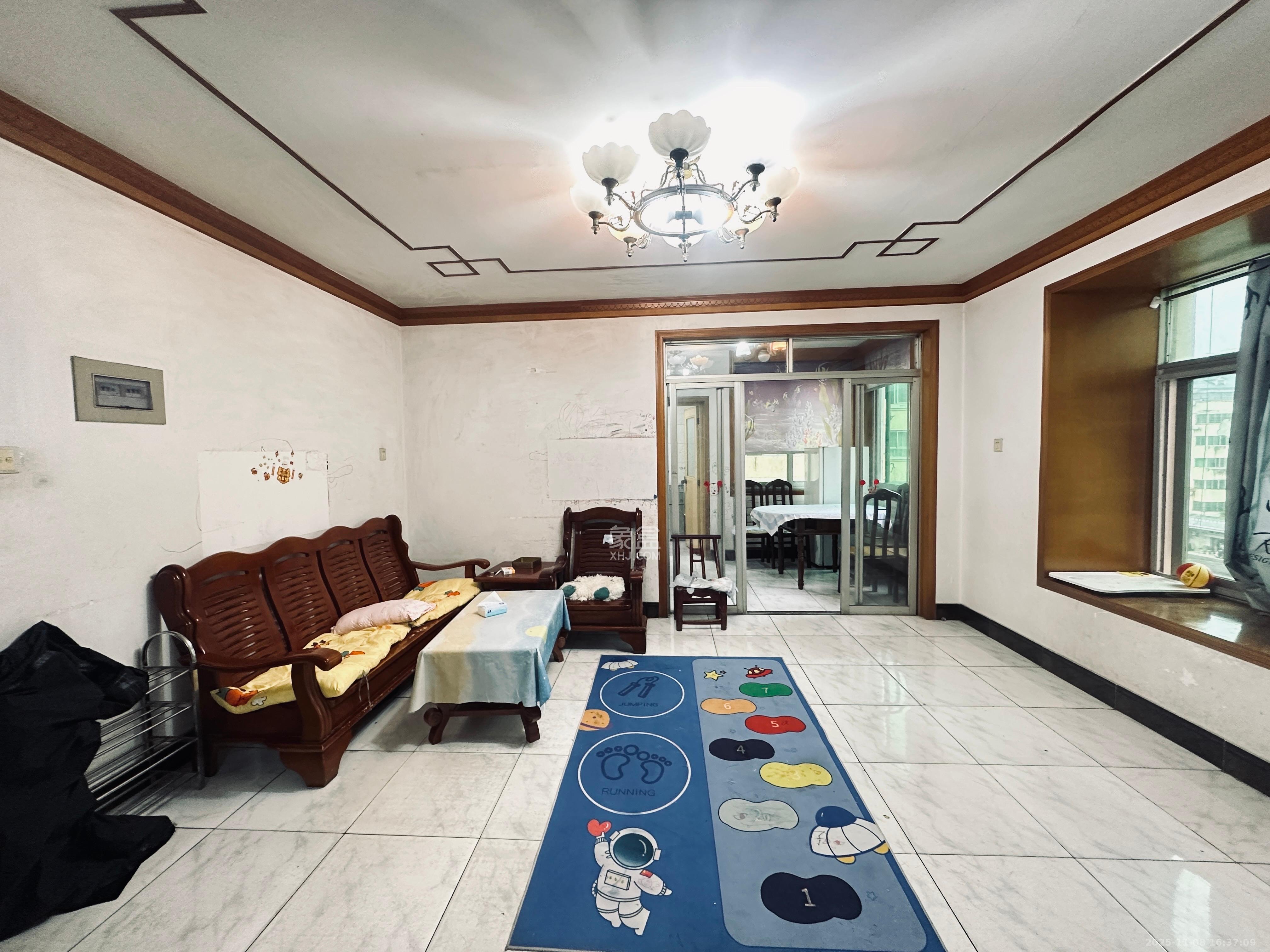 咸嘉新村嘉文苑  2室1厅1卫    1750.0元/月