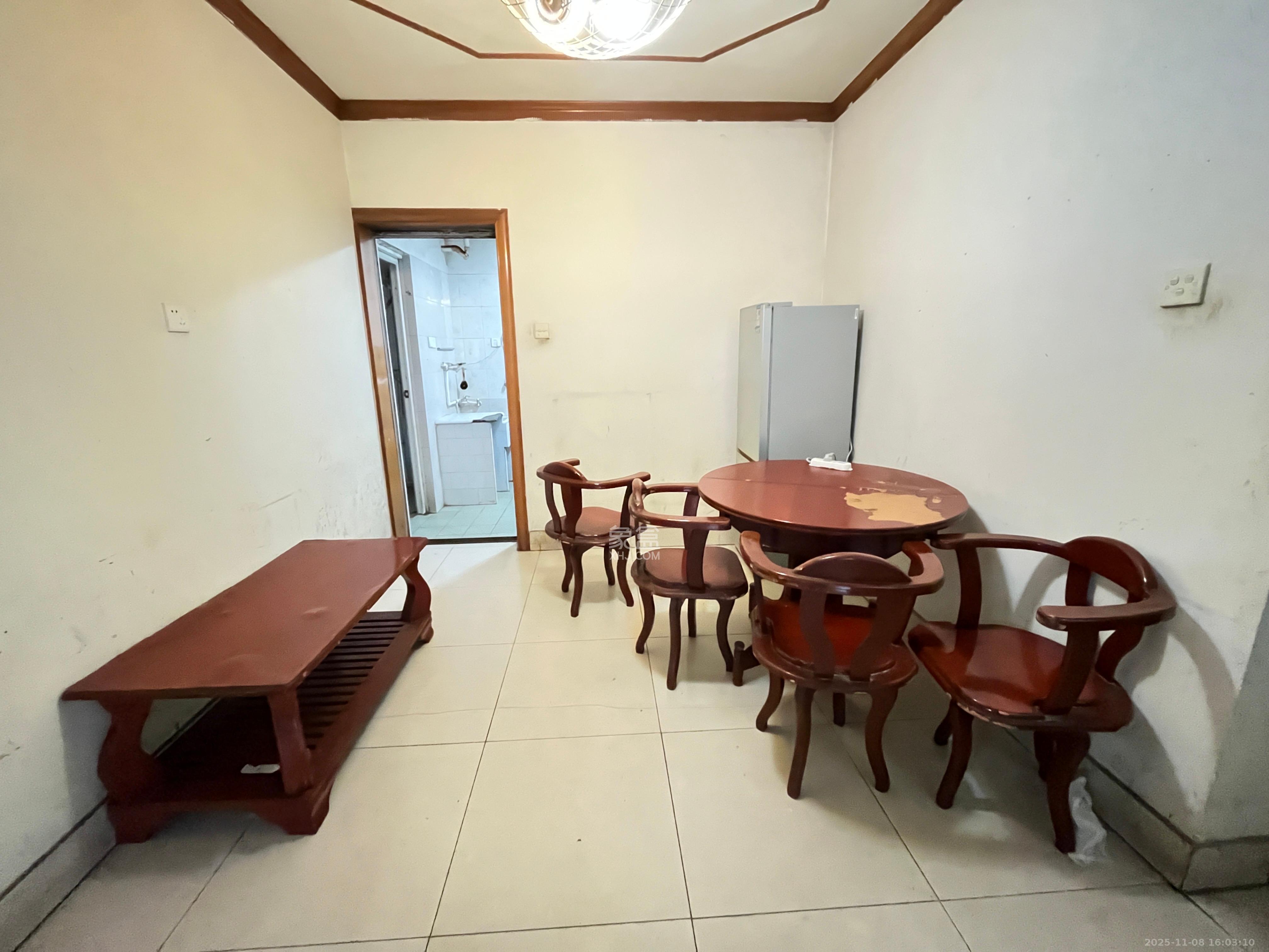 古汉城宿舍（同超集团控股公司）  2室2厅1卫    1500.0元/月室内图