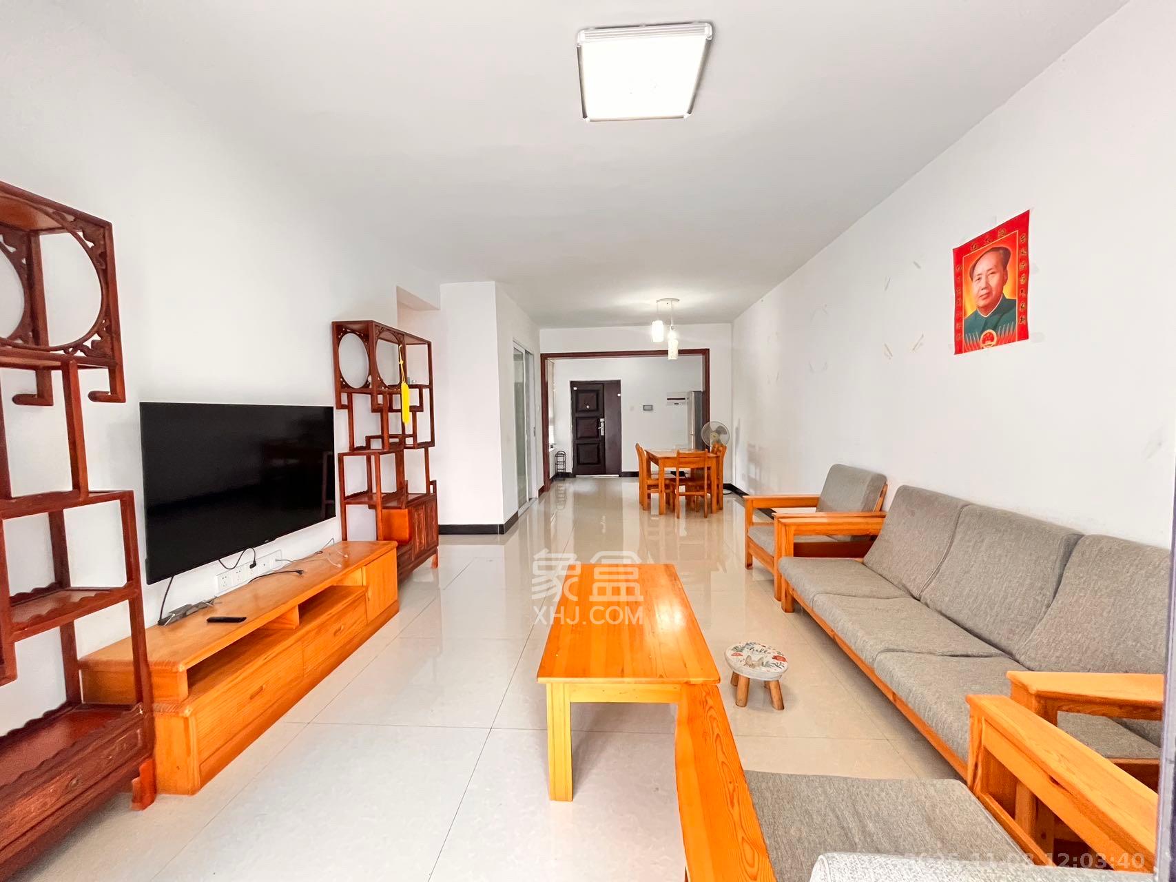 荣悦台  3室2厅1卫    3400.0元/月