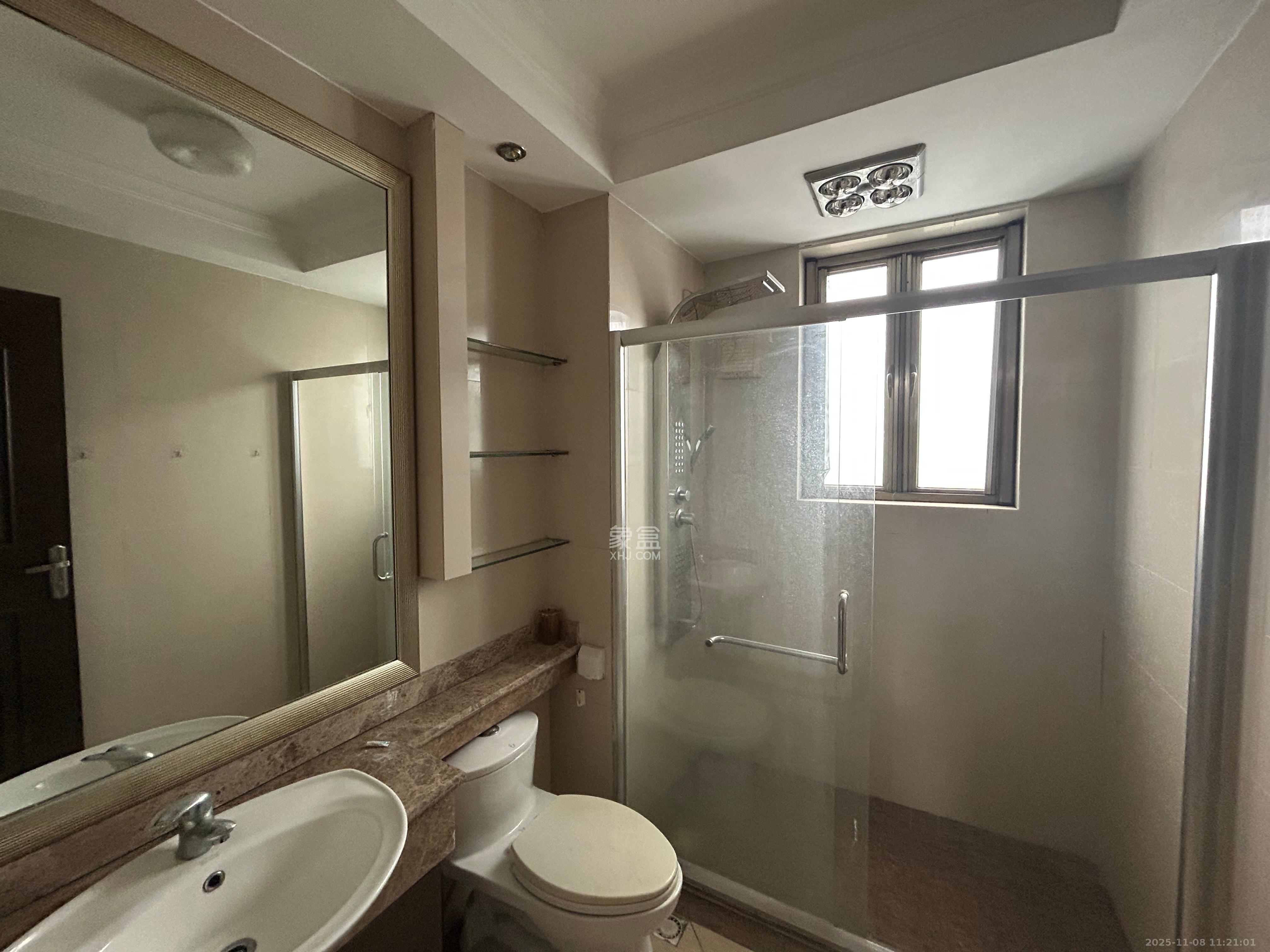 碧桂园威尼斯城 5室3厅3卫 4000.0元/月 碧桂园威尼斯城 5室3厅3卫 4000.0元/月室内图