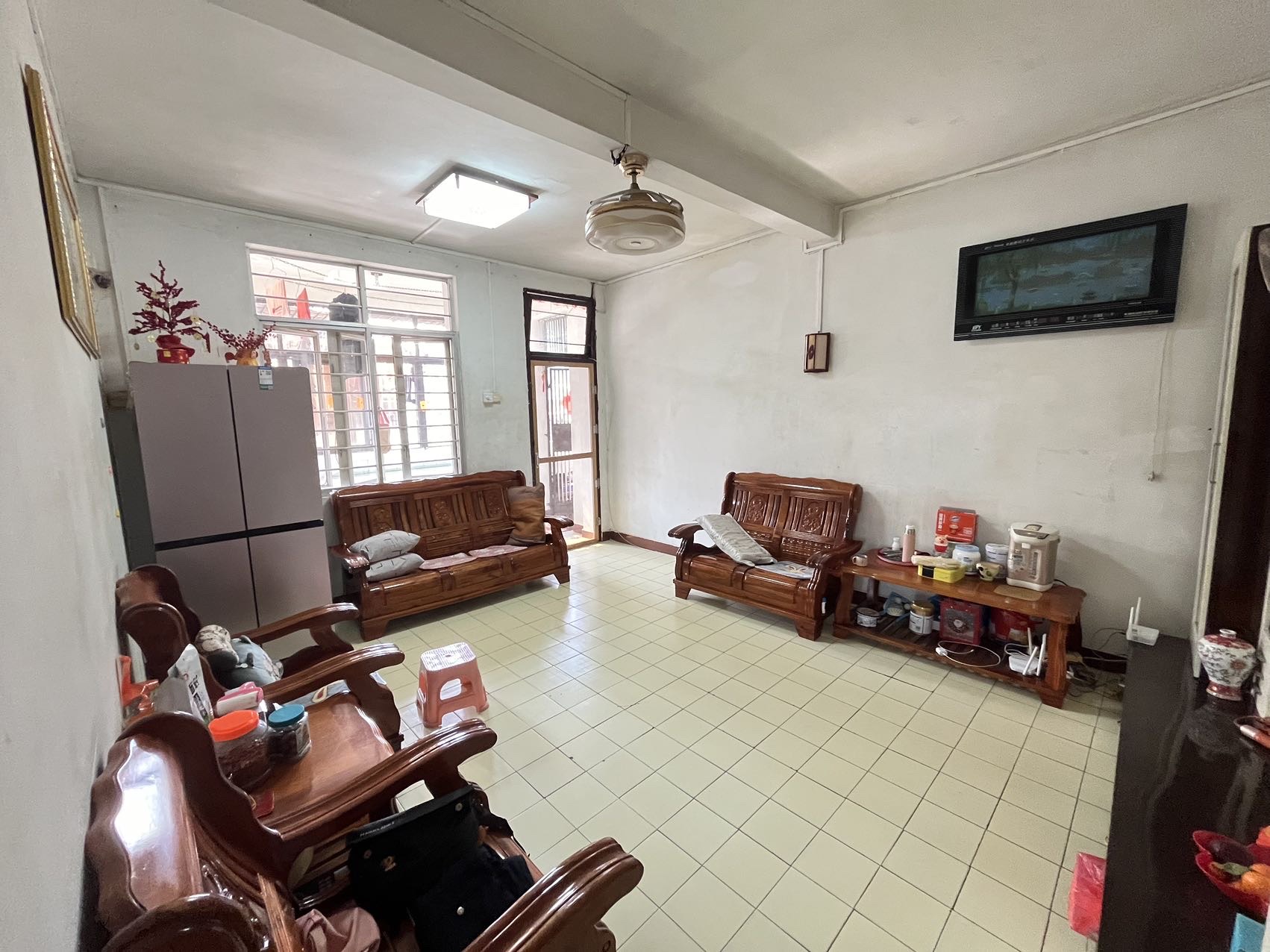 省人事劳动厅宿舍(龙舌坡236号) 3室1厅1卫 75.0万 省人事劳动厅宿舍(龙舌坡236号) 3室1厅1卫 75.0万室内图