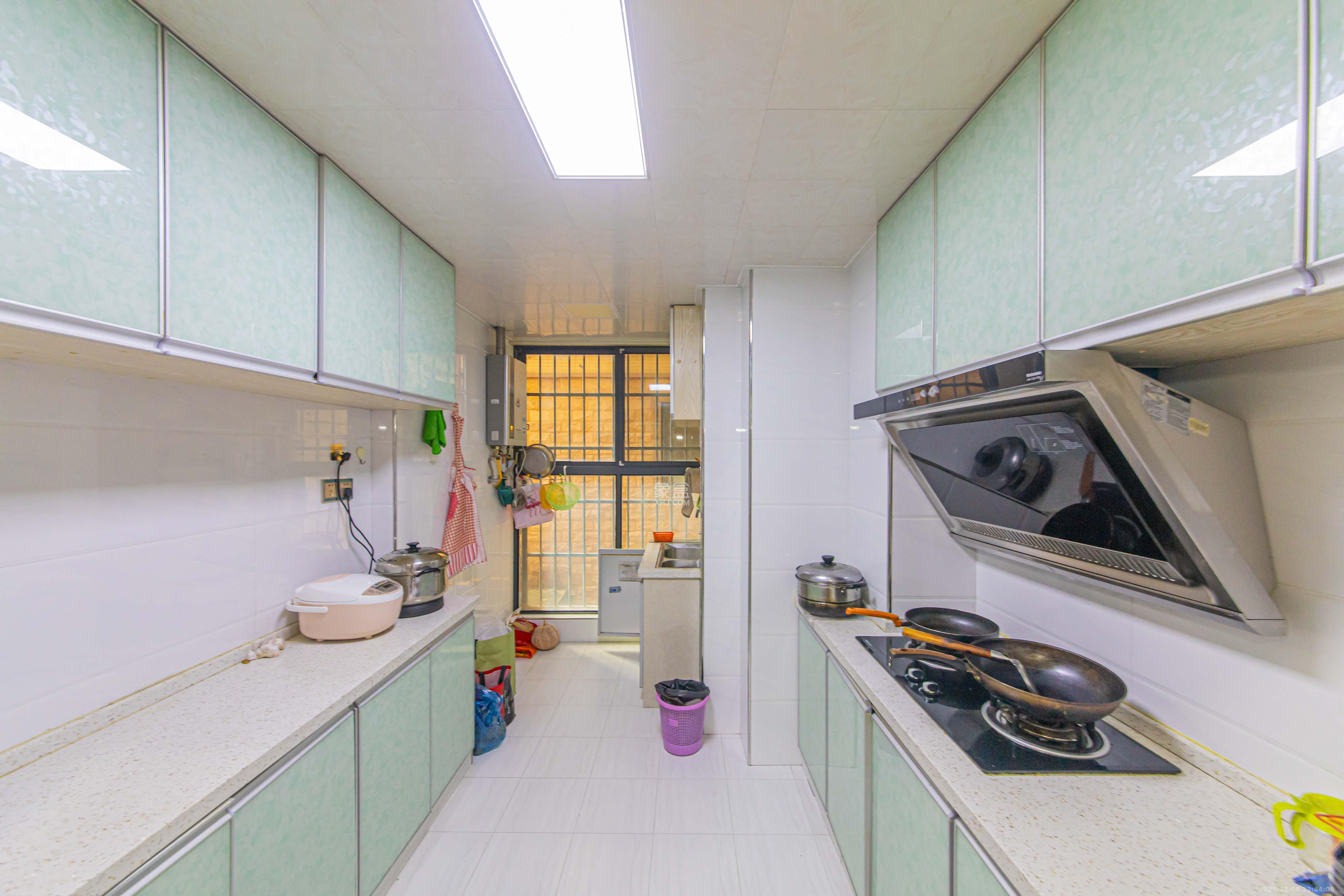 中建芙蓉嘉苑 1室2厅1卫 130.0万 中建芙蓉嘉苑 1室2厅1卫 130.0万厨房