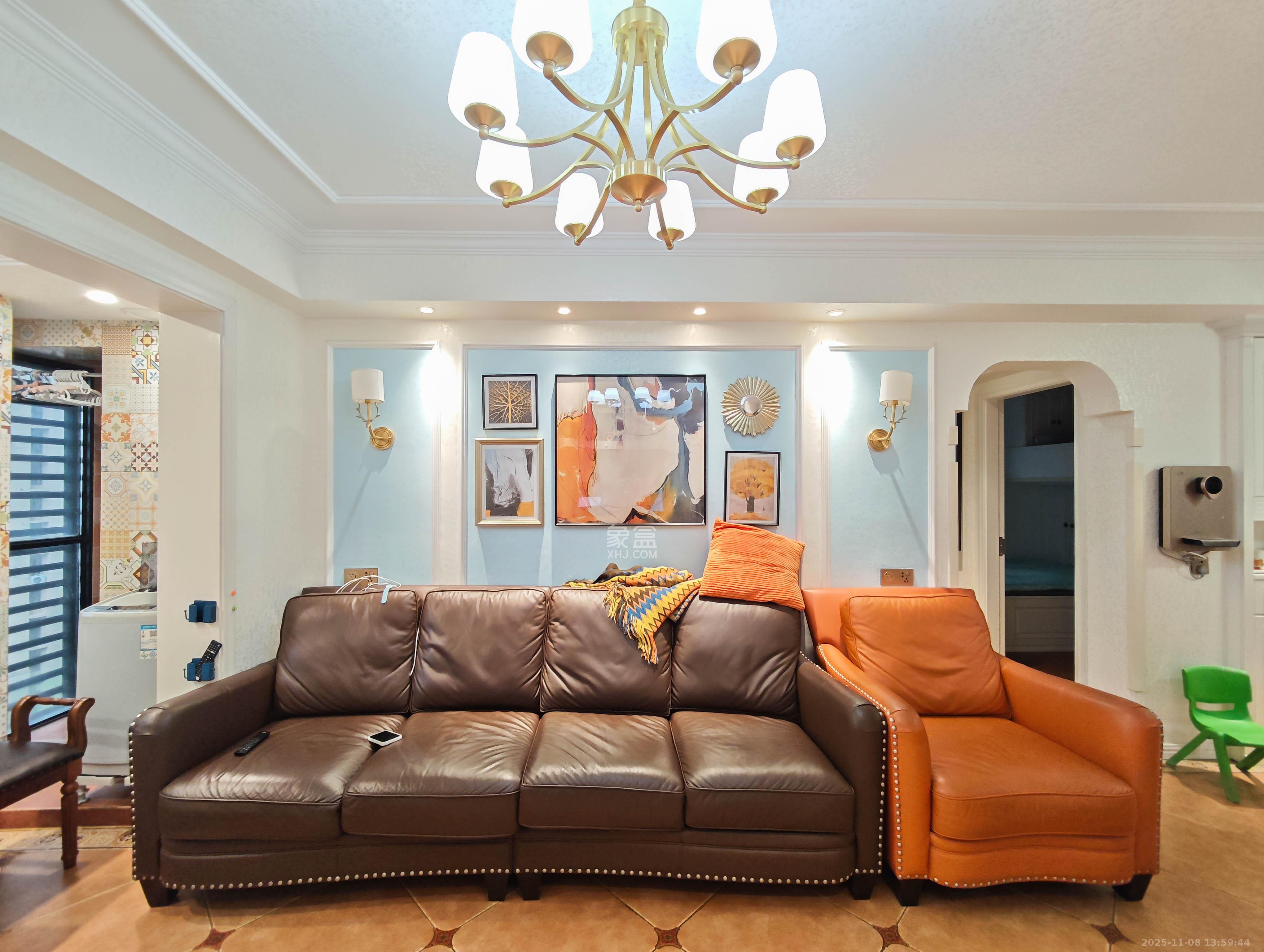 保利城(中航城国际社区、郡原美村) 3室2厅2卫 95.0万 保利城(中航城国际社区、郡原美村) 3室2厅2卫 95.0万客厅