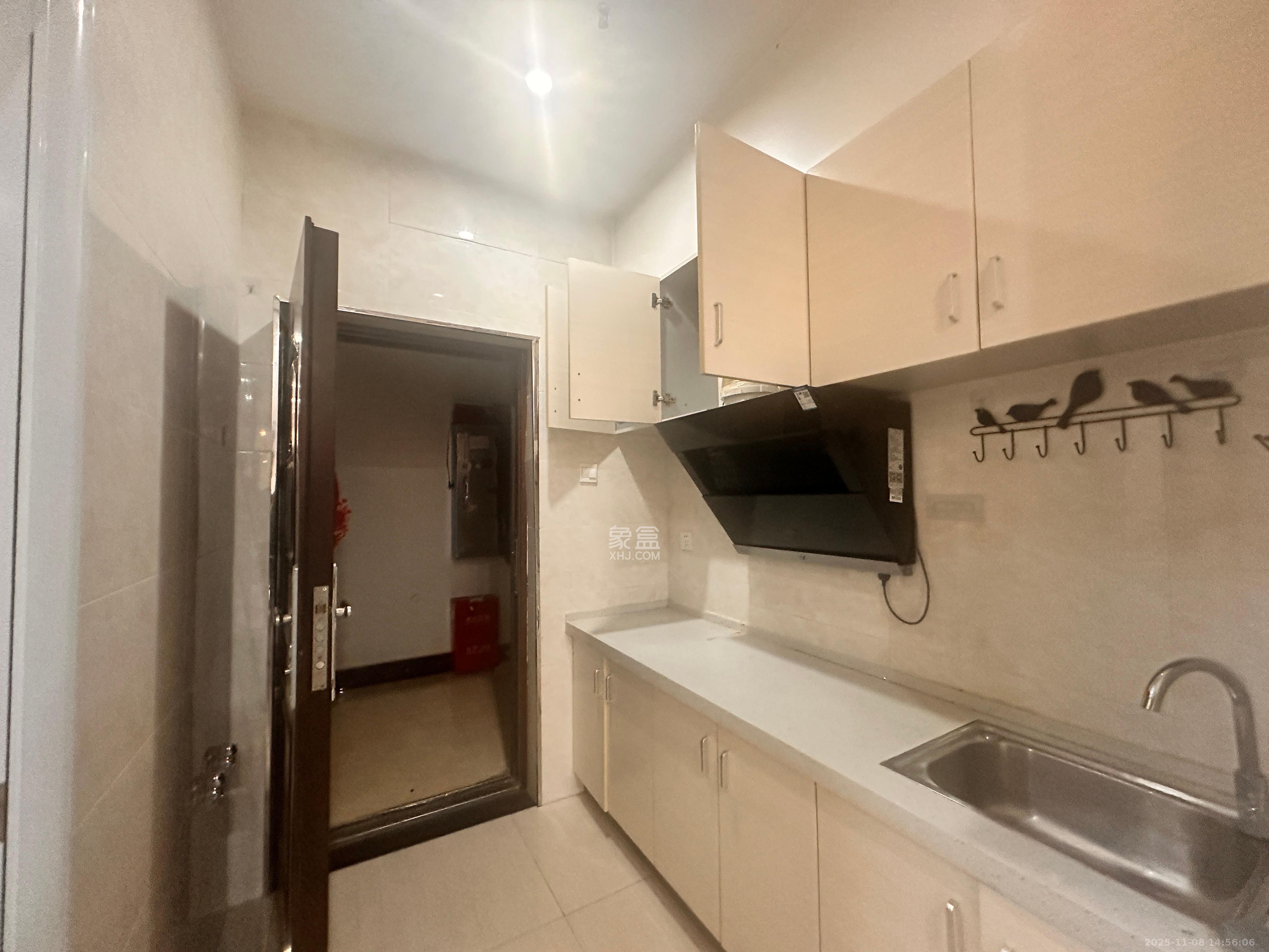 荣悦台  1室1厅1卫    2300.0元/月室内图