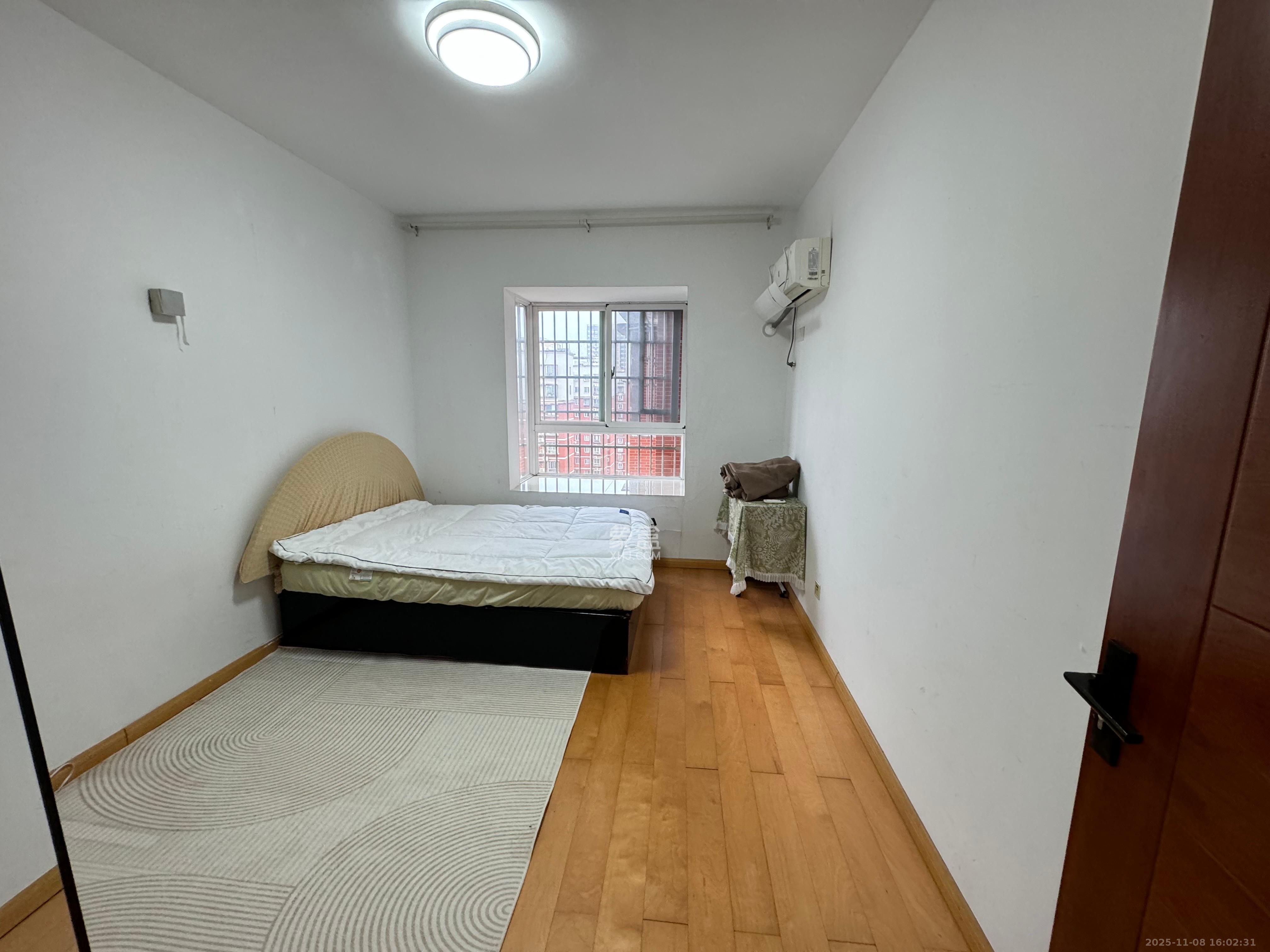 理工大学职工单位房青年汇  2室2厅1卫    1800.0元/月室内图