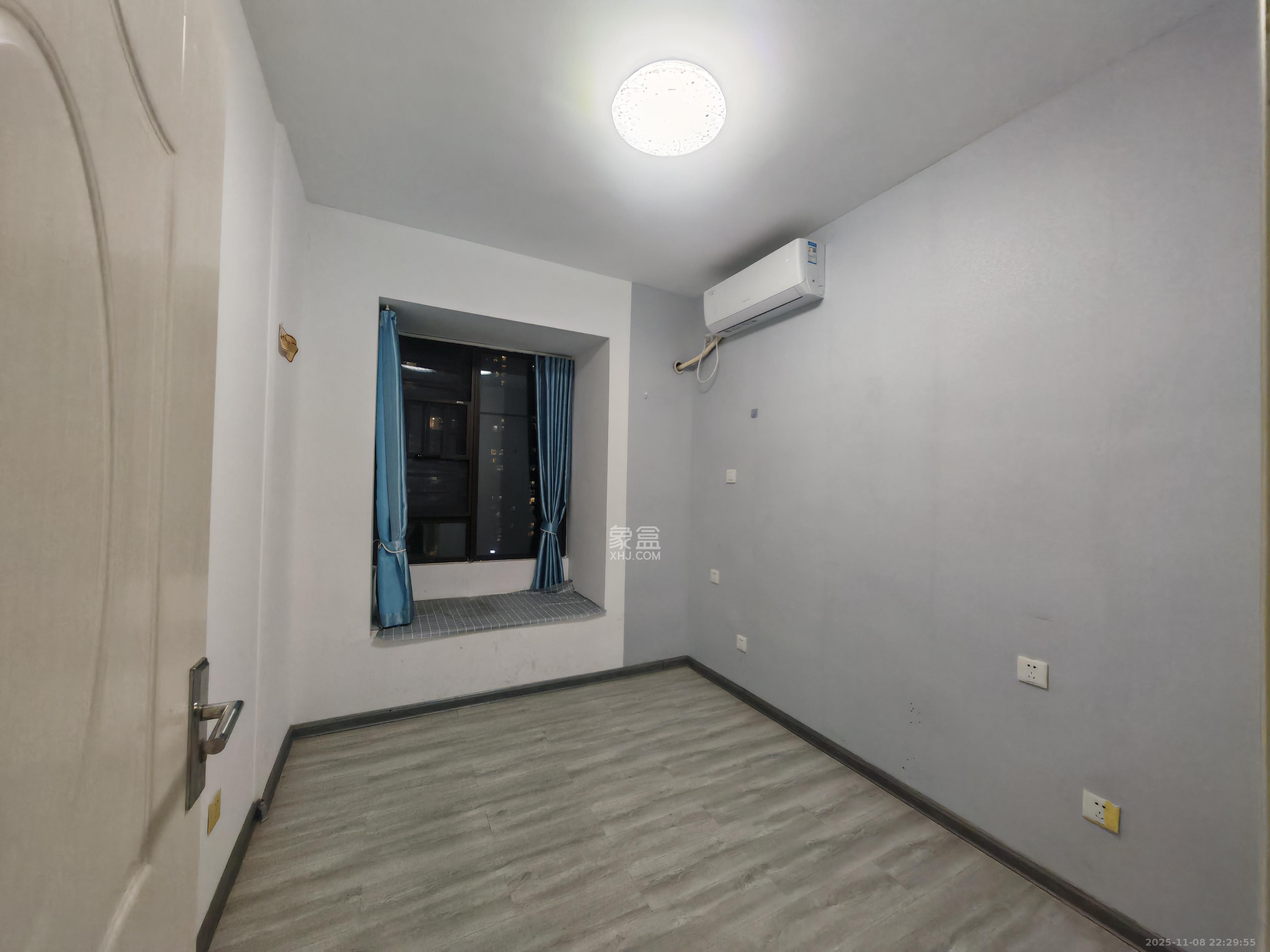 中国铁建梅溪青秀三期  4室2厅2卫    3000.0元/月室内图