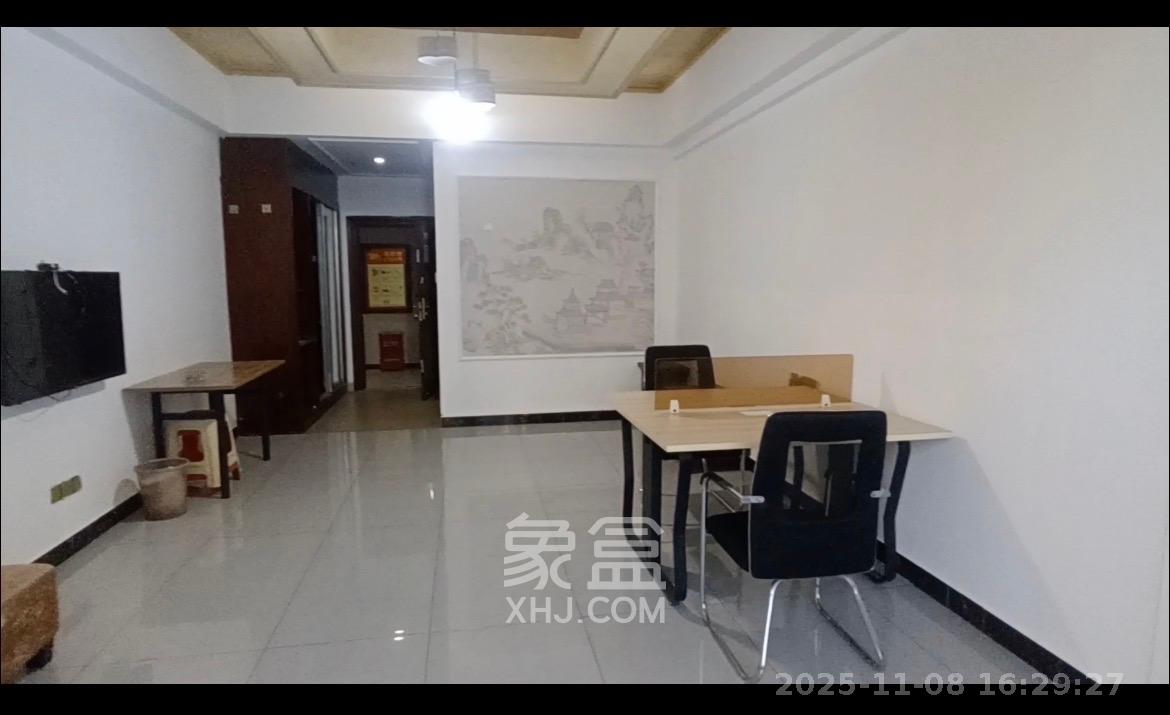 保利麓谷林语I区  1室1厅1卫    1500.0元/月室内图