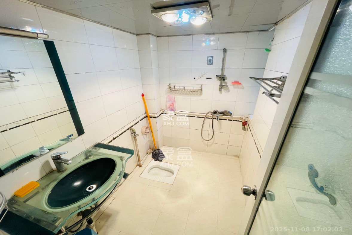 盛世康城 3室2厅2卫 1900.0元/月 盛世康城 3室2厅2卫 1900.0元/月室内图