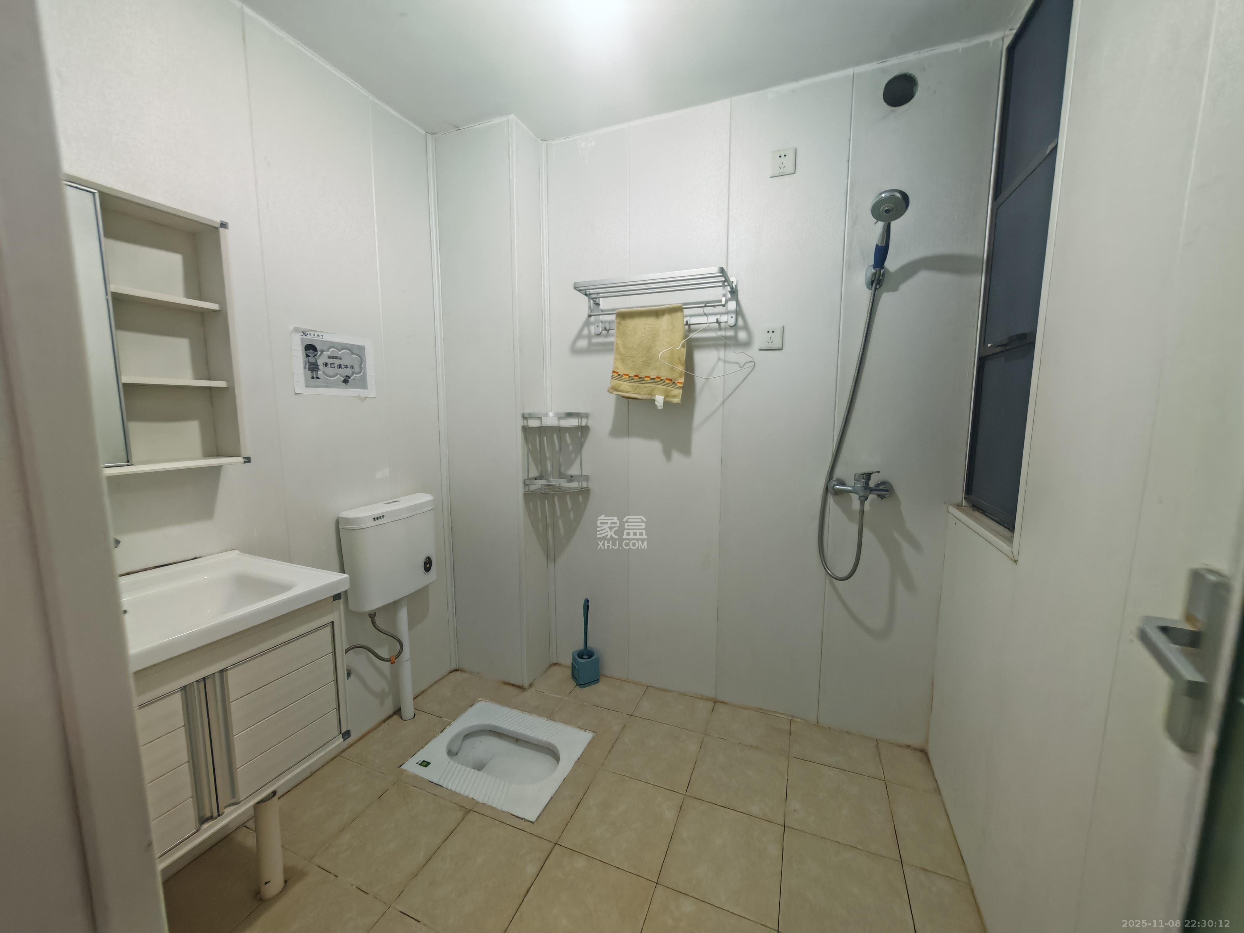 中国铁建梅溪青秀三期  4室2厅2卫    3000.0元/月室内图