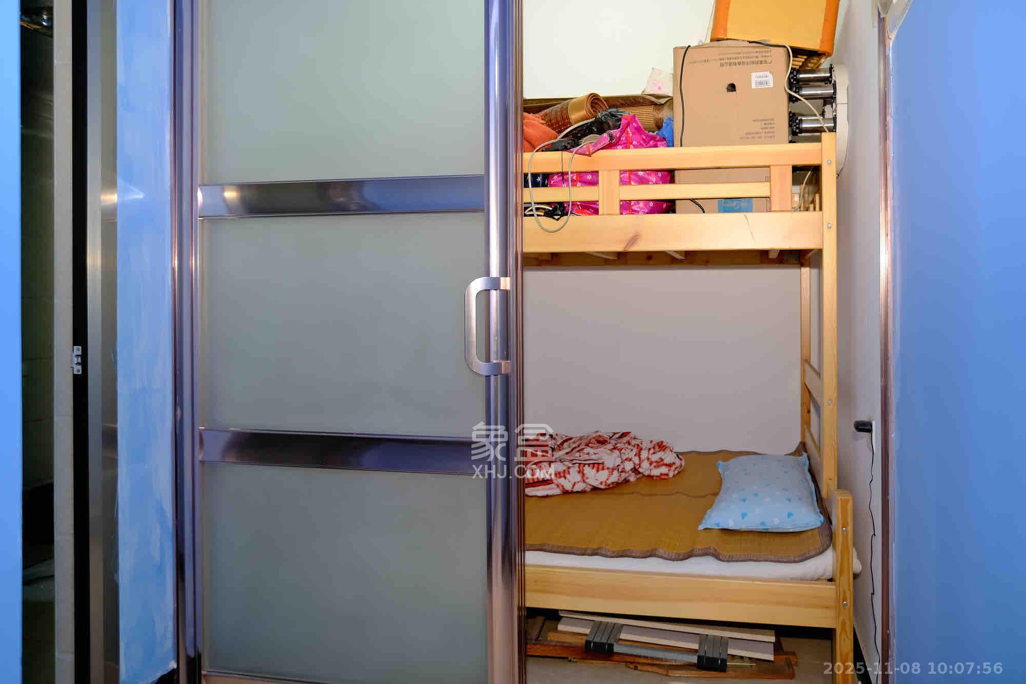 山水湾 1室1厅1卫 1400.0元/月 山水湾 1室1厅1卫 1400.0元/月室内图