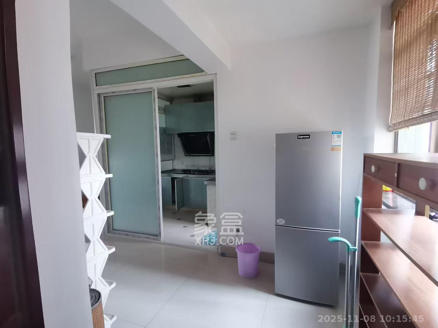 城南郡 1室1厅1卫 1500.0元/月 城南郡 1室1厅1卫 1500.0元/月室内图