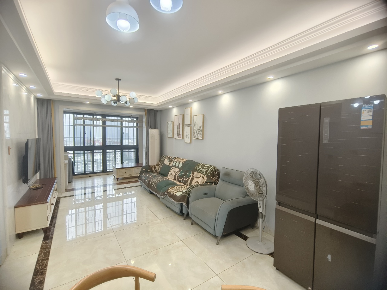 海岸银座花园  2室2厅1卫    2500.0元/月室内图