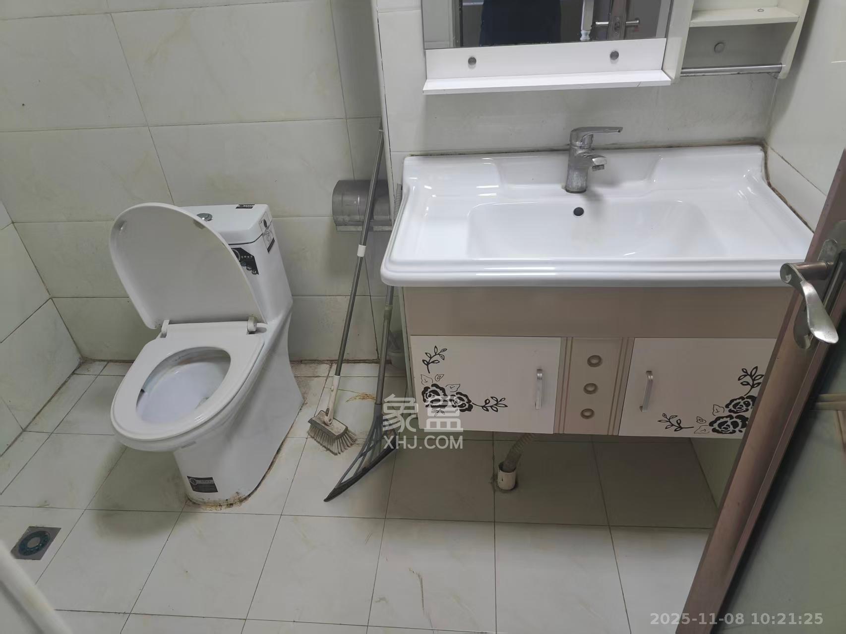 宏聚地中海  2室2厅2卫    1650.0元/月室内图