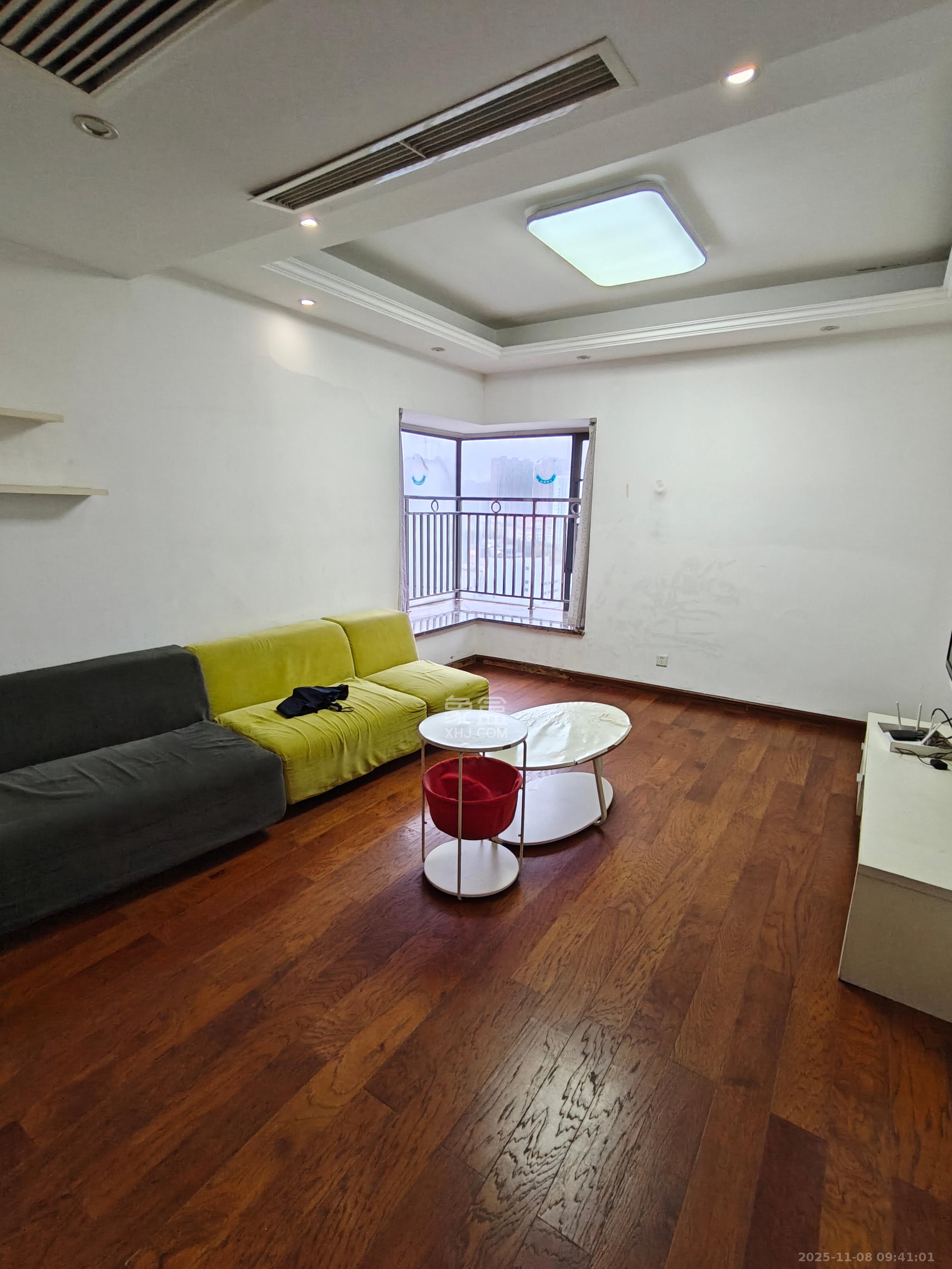 锦绣世纪  2室2厅1卫    2300.0元/月