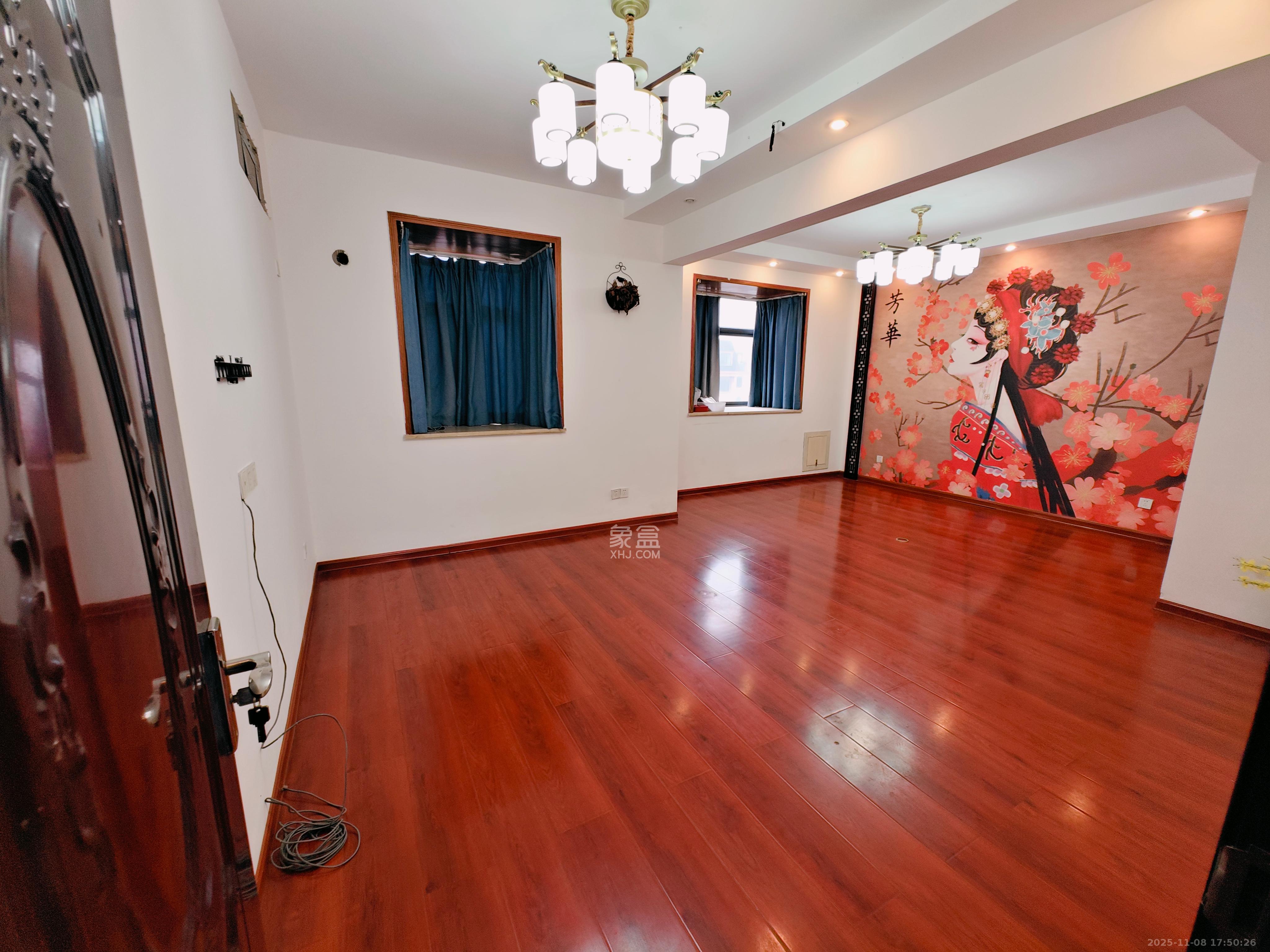 恒盛世家 5室2厅2卫 4000.0元/月 恒盛世家 5室2厅2卫 4000.0元/月室内图