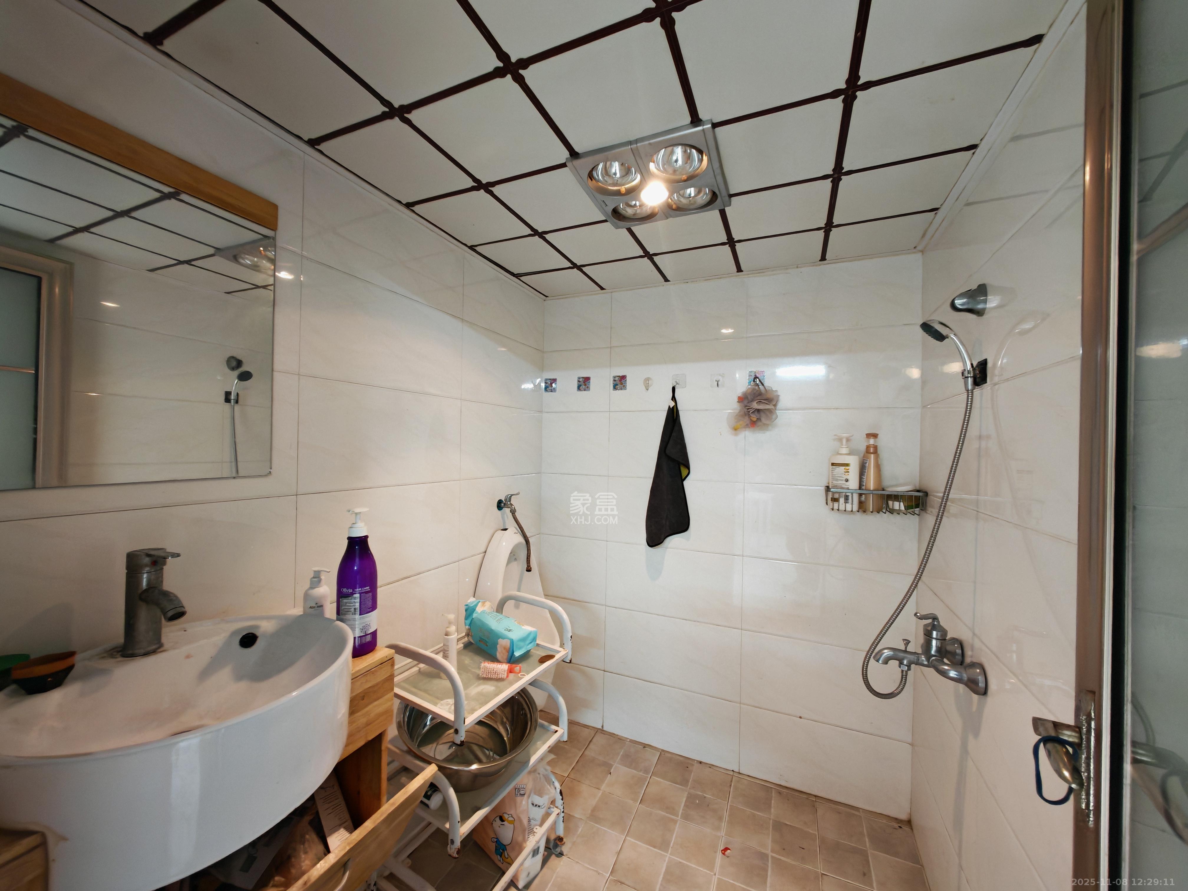 金茂梅溪湖  2室2厅1卫    1800.0元/月室内图