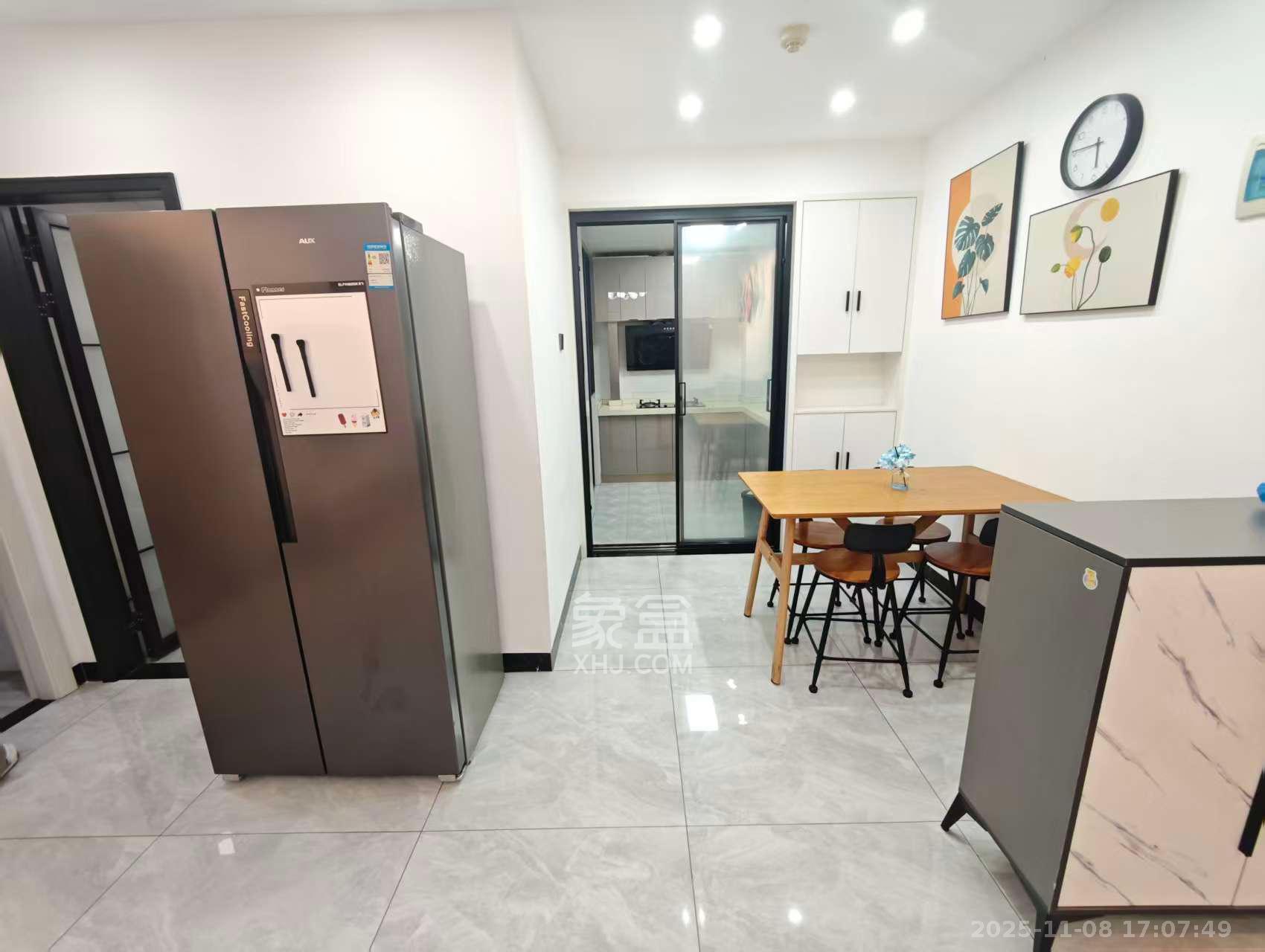 保利天禧C区  2室1厅1卫    3500.0元/月室内图