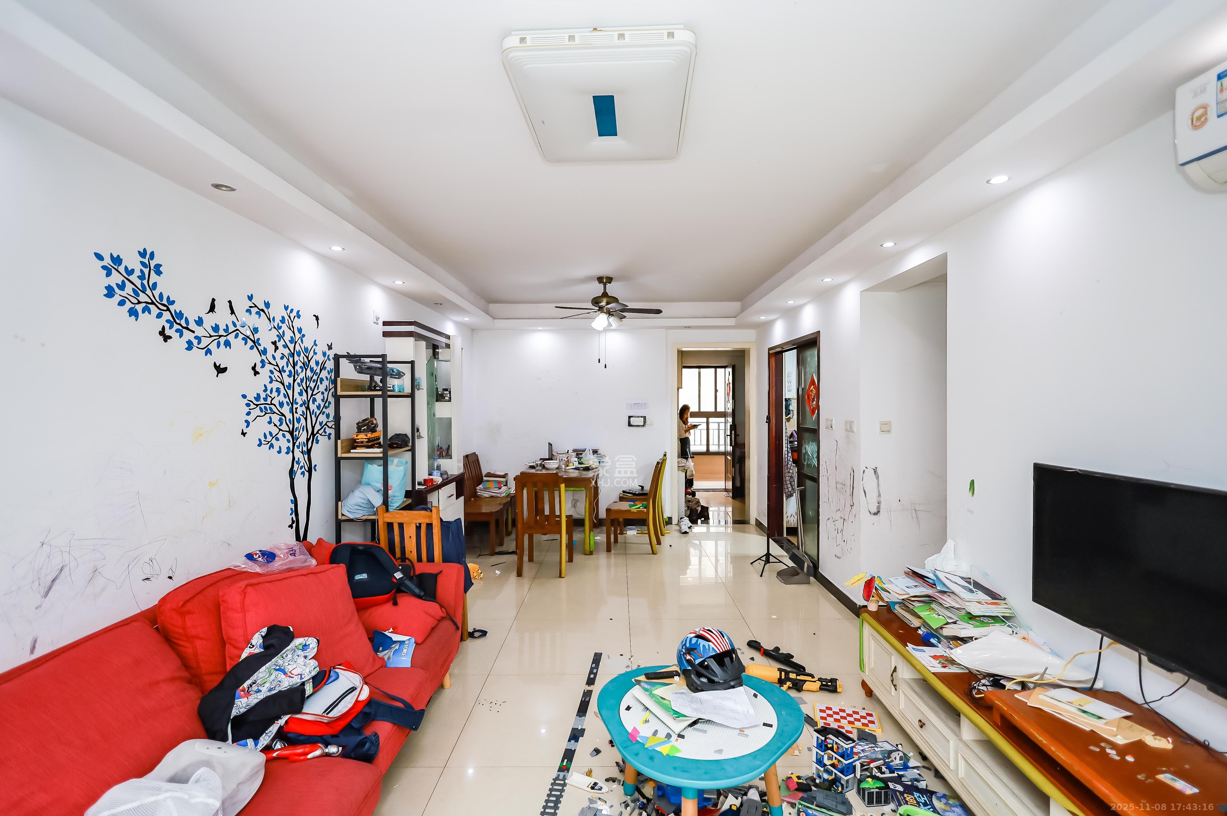 金科世界城 3室2厅1卫 2300.0元/月 金科世界城 3室2厅1卫 2300.0元/月室内图