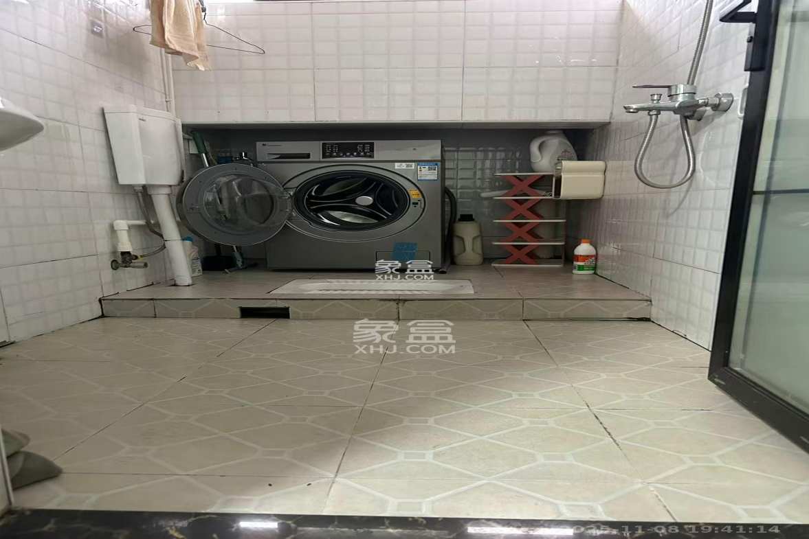 高桥社区高福星小区 2室1厅1卫 1500.0元/月 高桥社区高福星小区 2室1厅1卫 1500.0元/月室内图