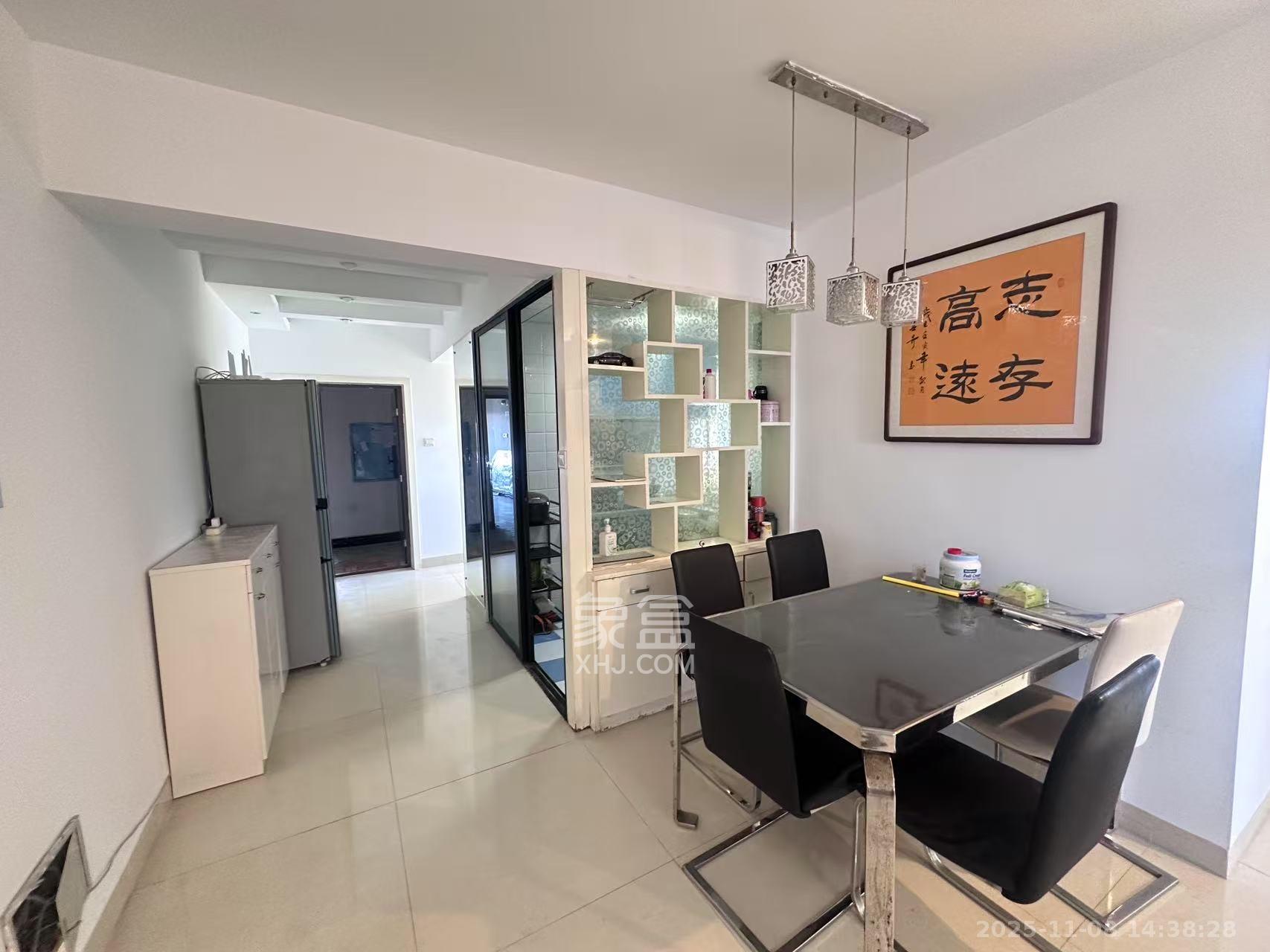 永祺西京  2室2厅1卫    2500.0元/月室内图