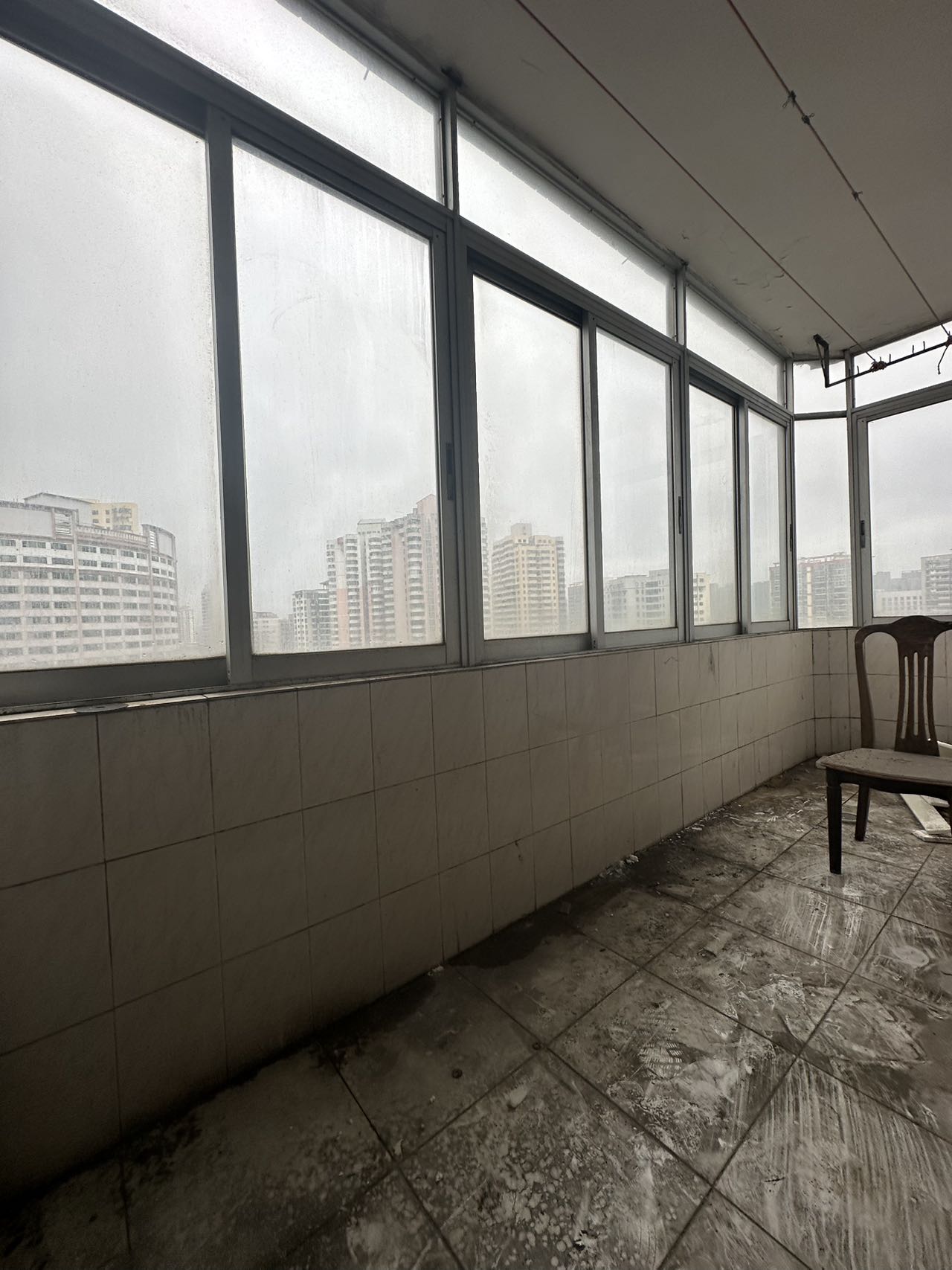 金泰大厦 1室0厅0卫 100.0万 金泰大厦 1室0厅0卫 100.0万室内图