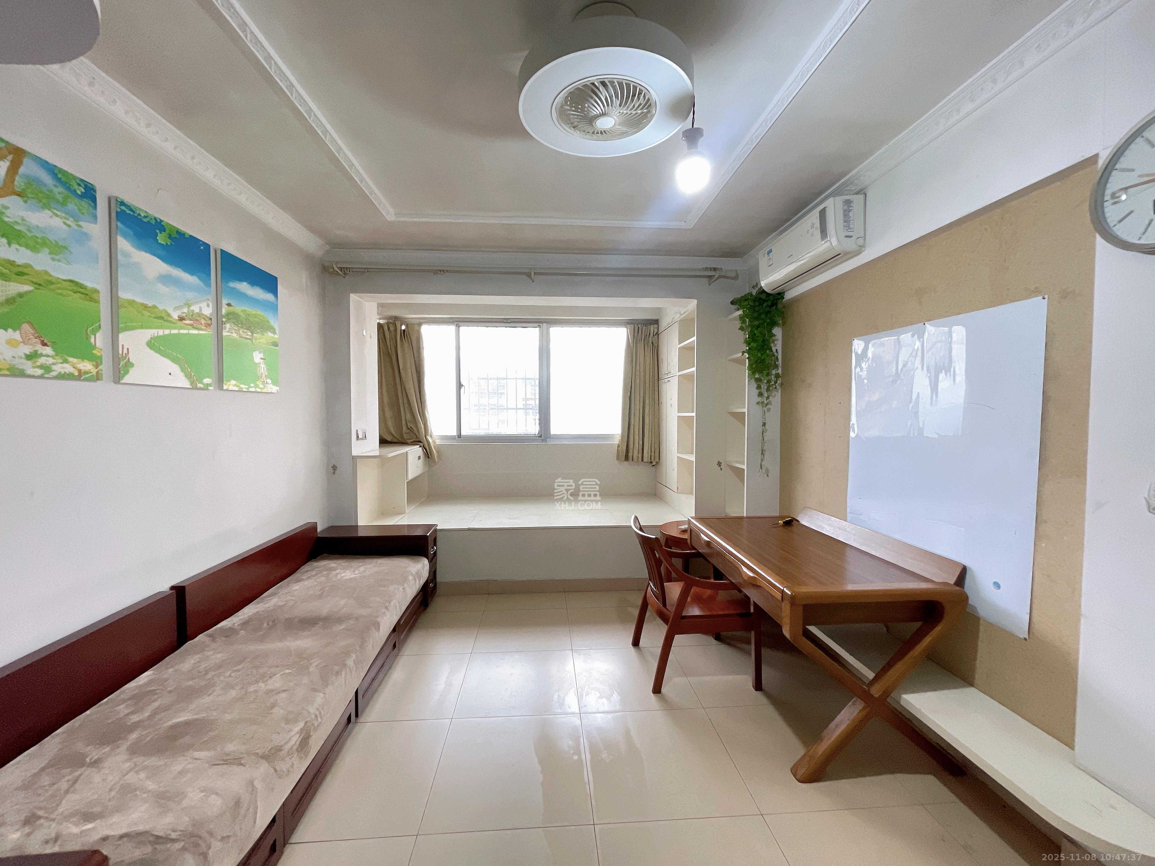 润芳园  1室1厅1卫    1600.0元/月