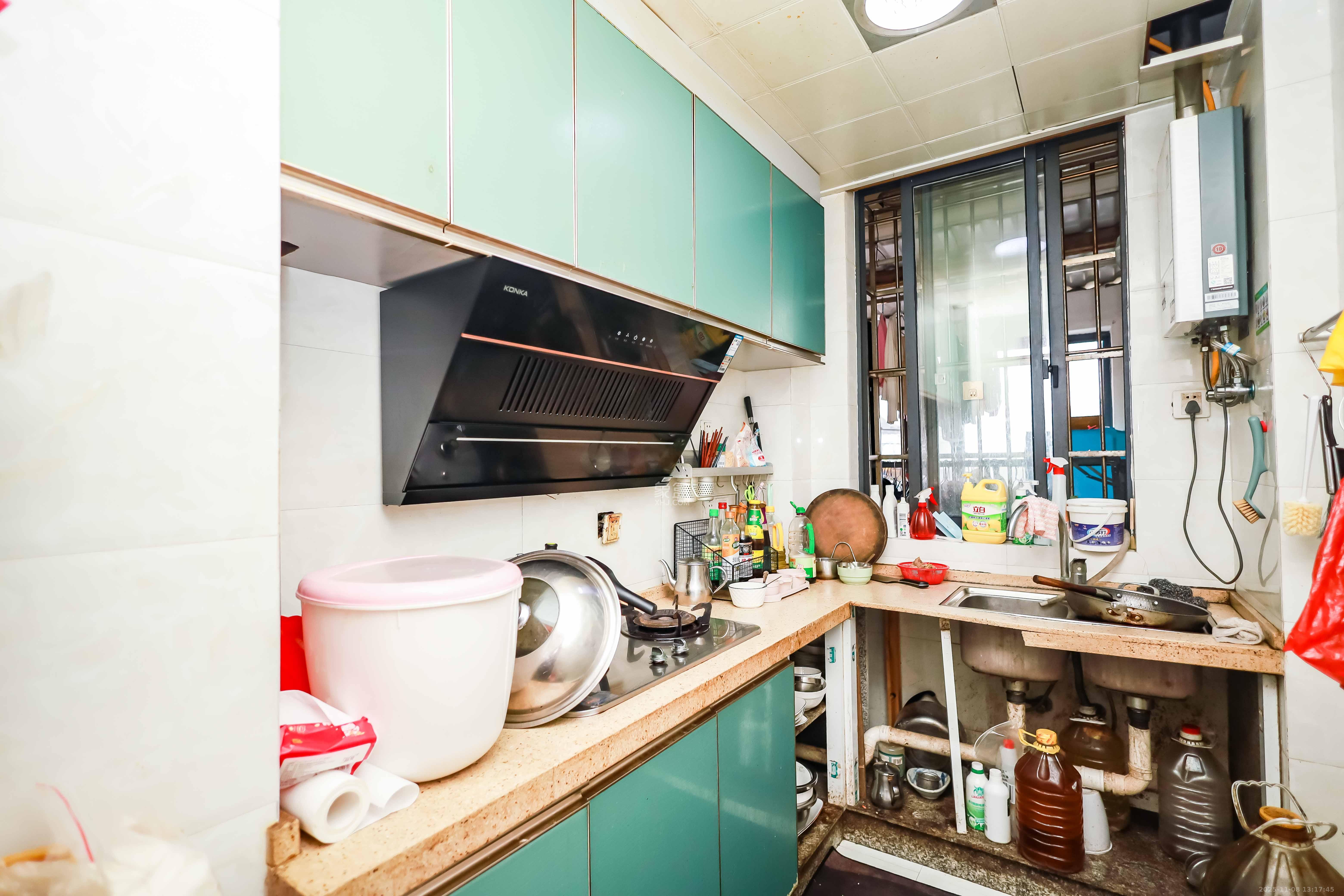 金科东方大院三四期  2室1厅1卫    58.0万厨房