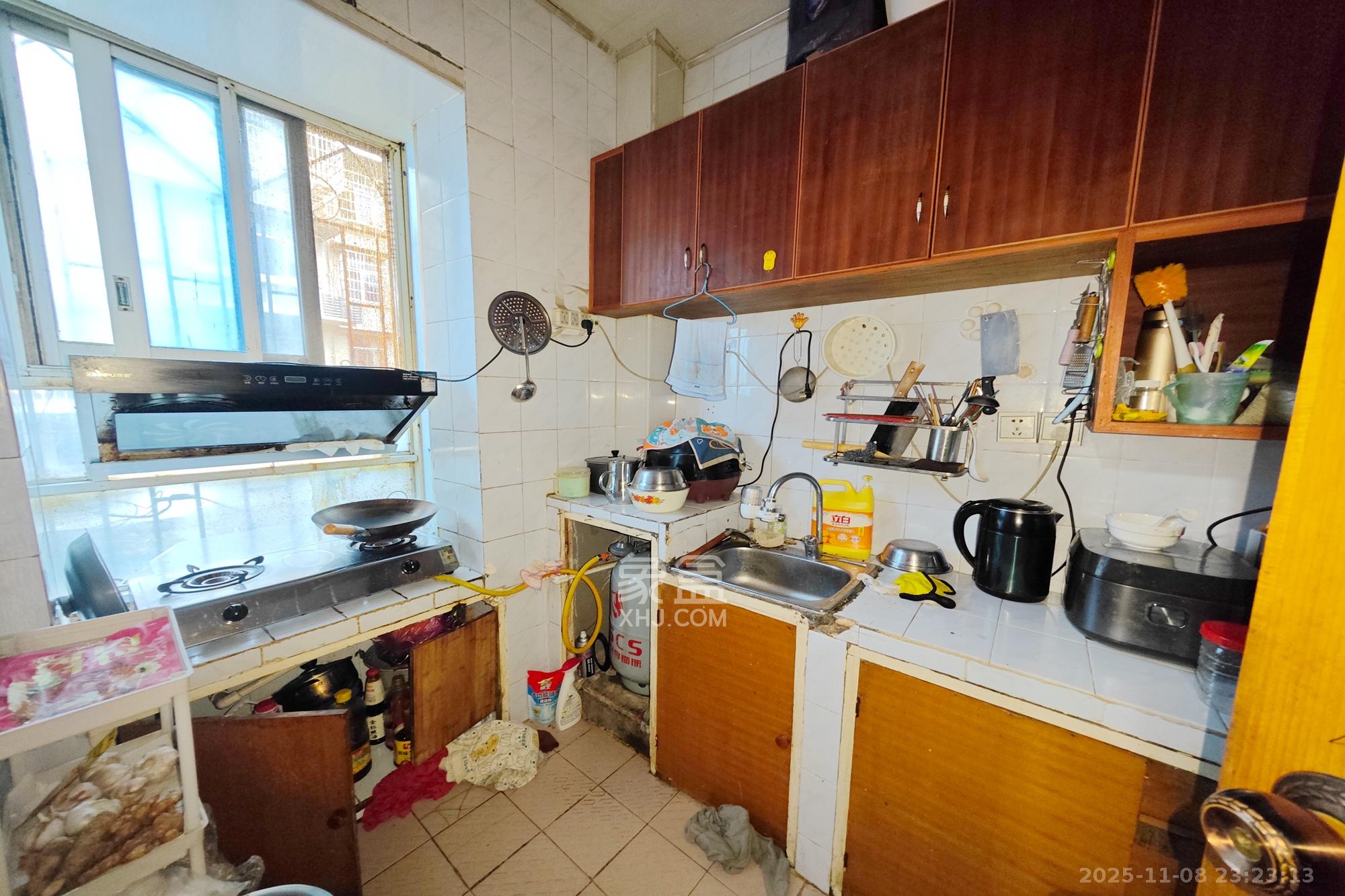 金科园 2室1厅1卫 42.0万 金科园 2室1厅1卫 42.0万厨房