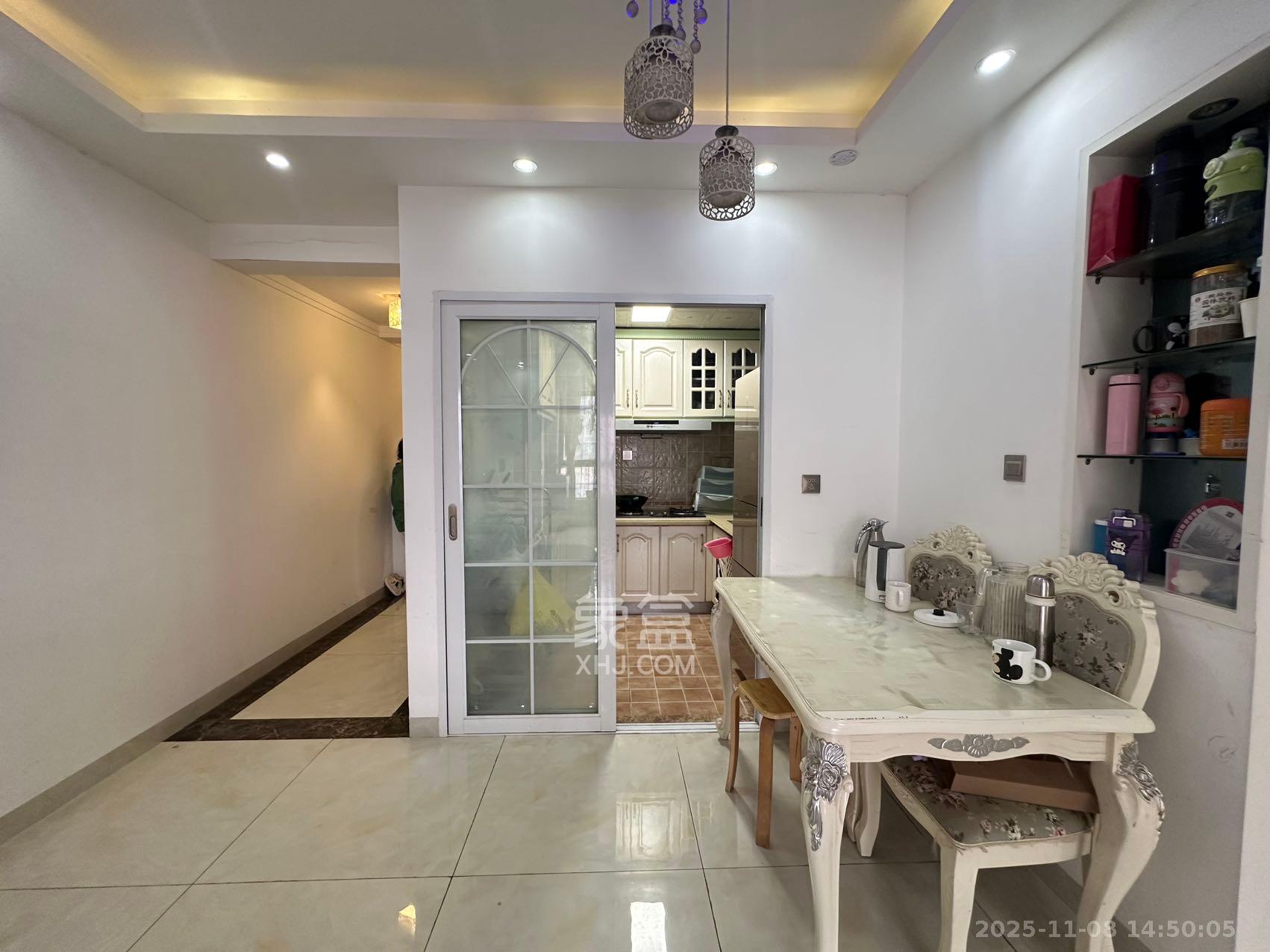 维一星城原山苑  3室2厅1卫    2000.0元/月室内图